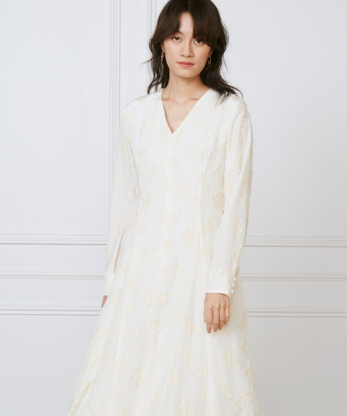 INED「《大きいサイズ》ミディ丈ワンピース　《la veille by SUPERIOR CLOSET》」|ワンピース|アイボリー2