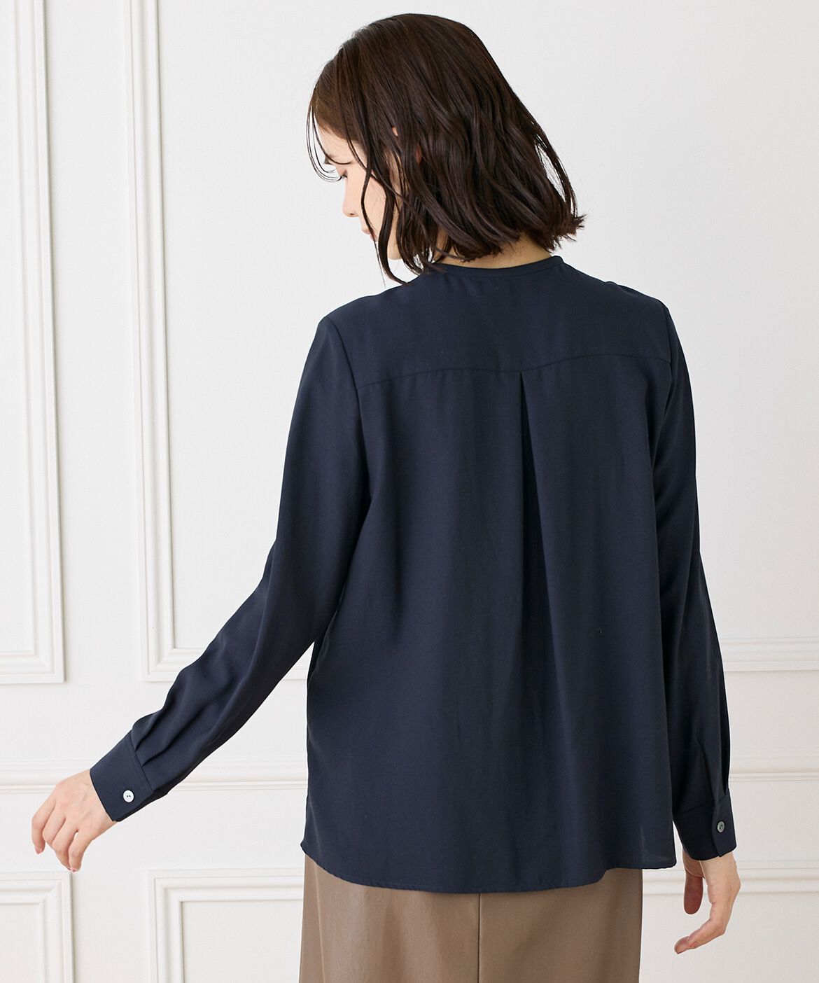 INED「《大きいサイズ》ピンタックボウタイブラウス」|シャツ・ブラウス|