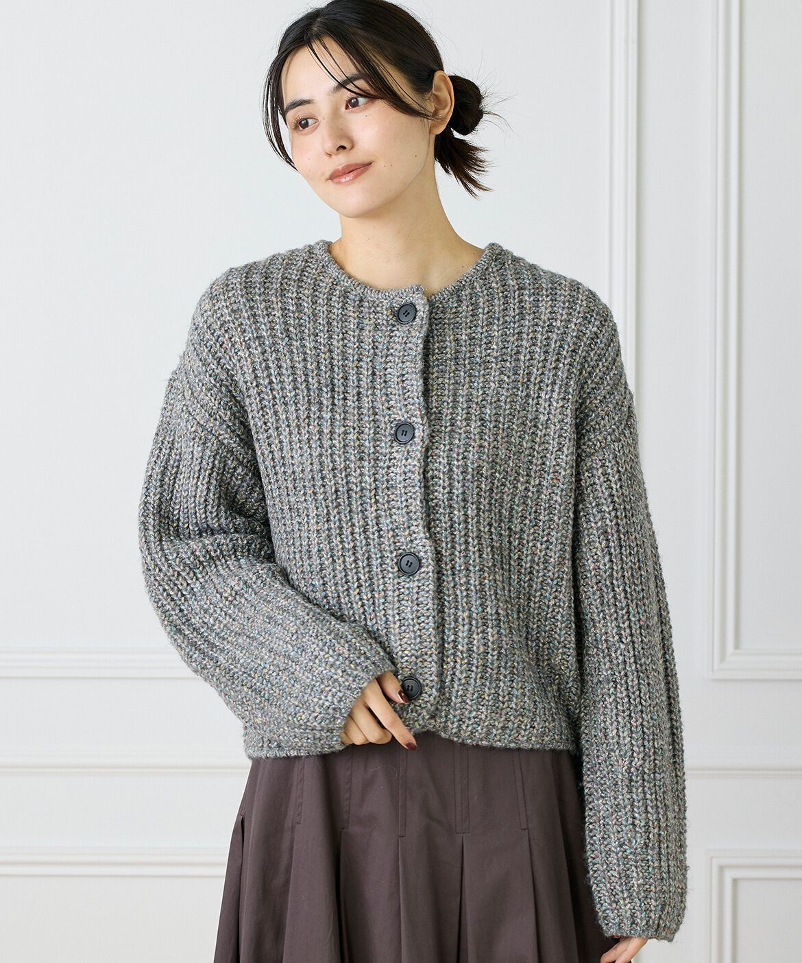 INED「《大きいサイズ》片畦クルーネックカーディガン」|カーディガン|グレー1