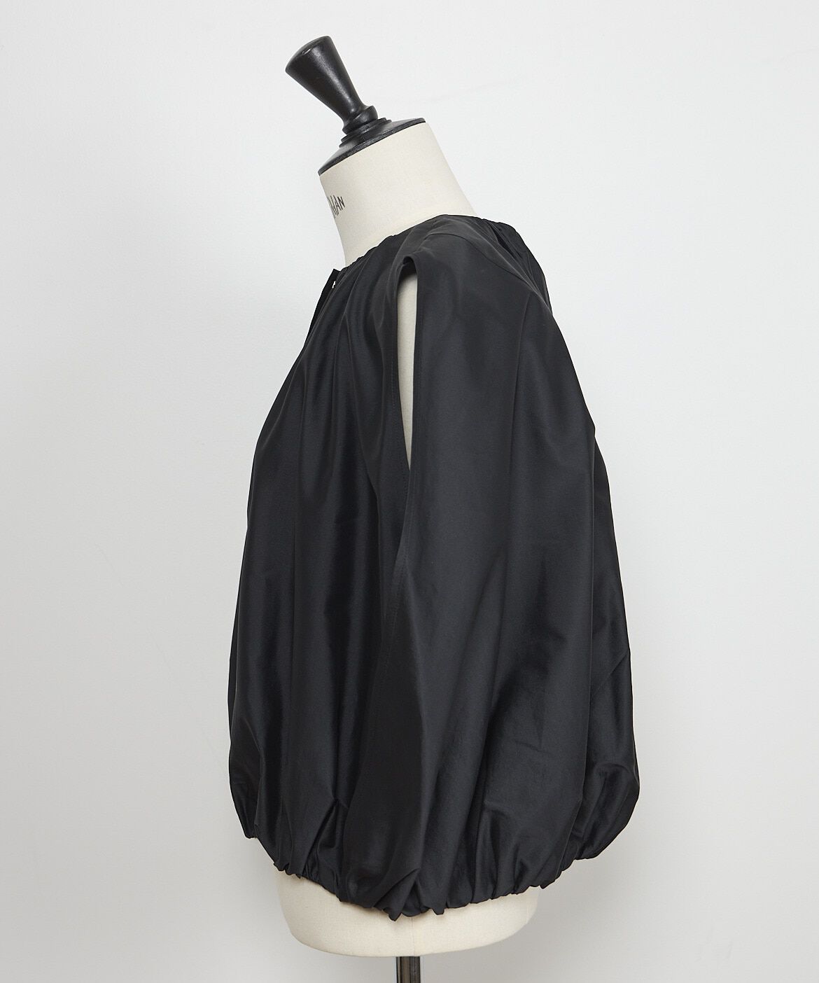 INED「《大きいサイズ》ケープジレブルゾン《la veille by SUPERIOR CLOSET》」|ダウンベスト・ベスト|