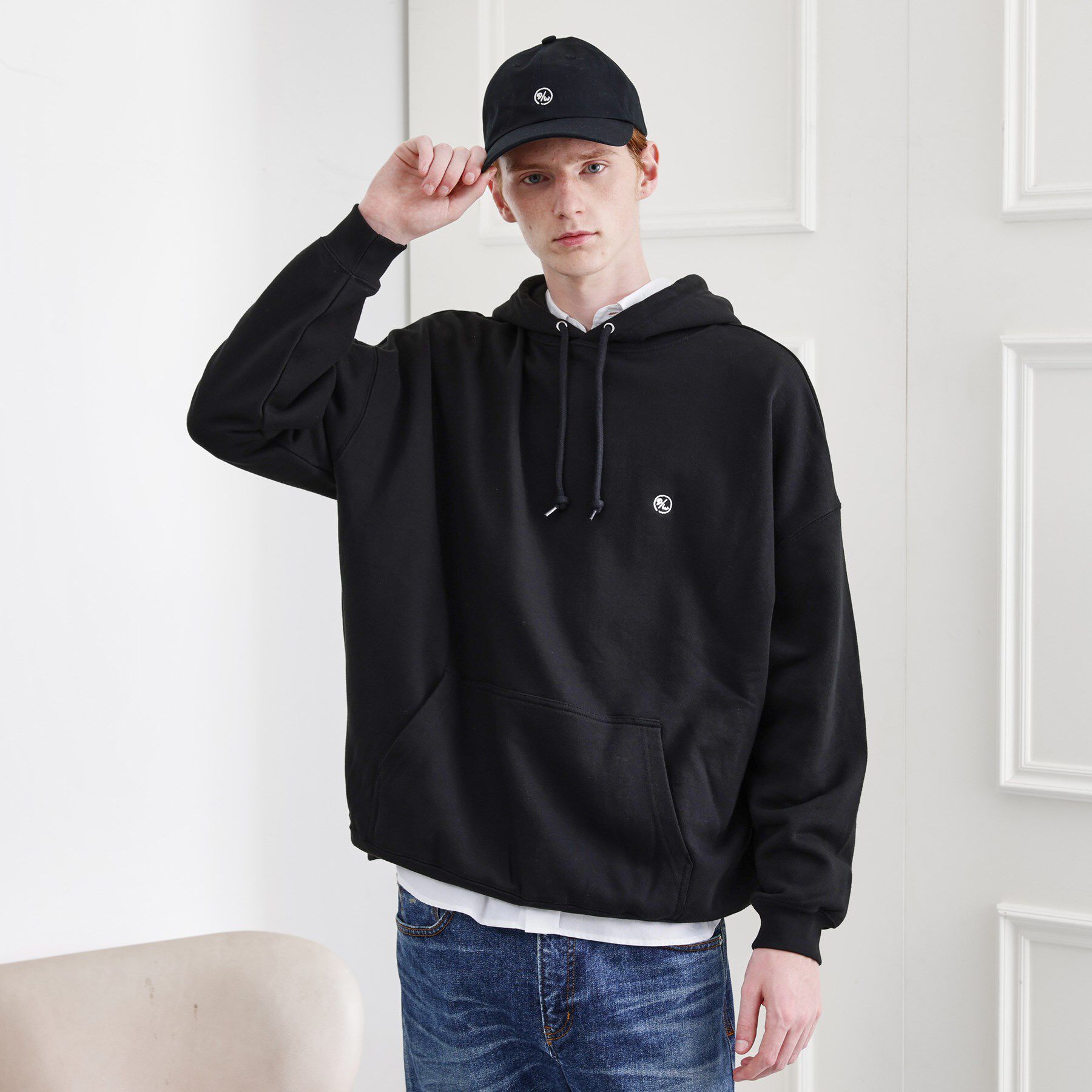 TAKEO KIKUCHI「【LIMITED】ワンポイント刺繍スウェットパーカー」|パーカー|ブラック(019)