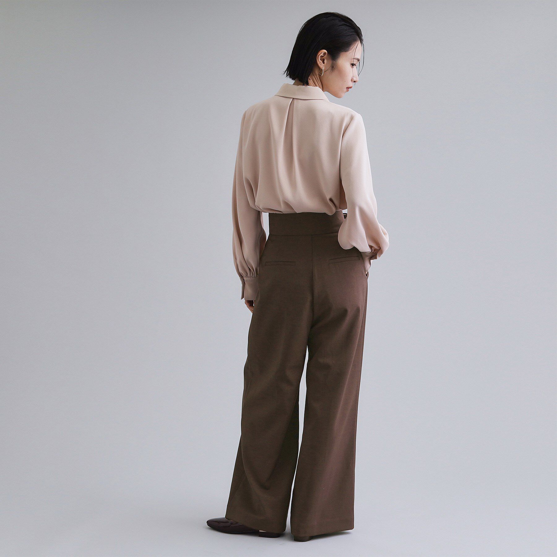 OPAQUE.CLIP「【es】ハイウエストタックワイドパンツ【洗濯機洗い可】」|その他|