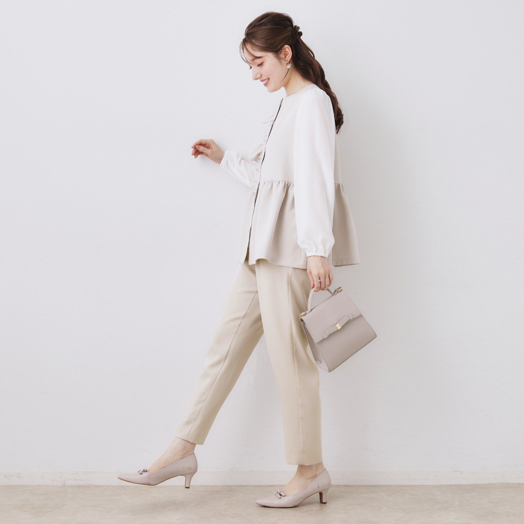 Couture broach「パール調釦テーパードパンツ」|その他|