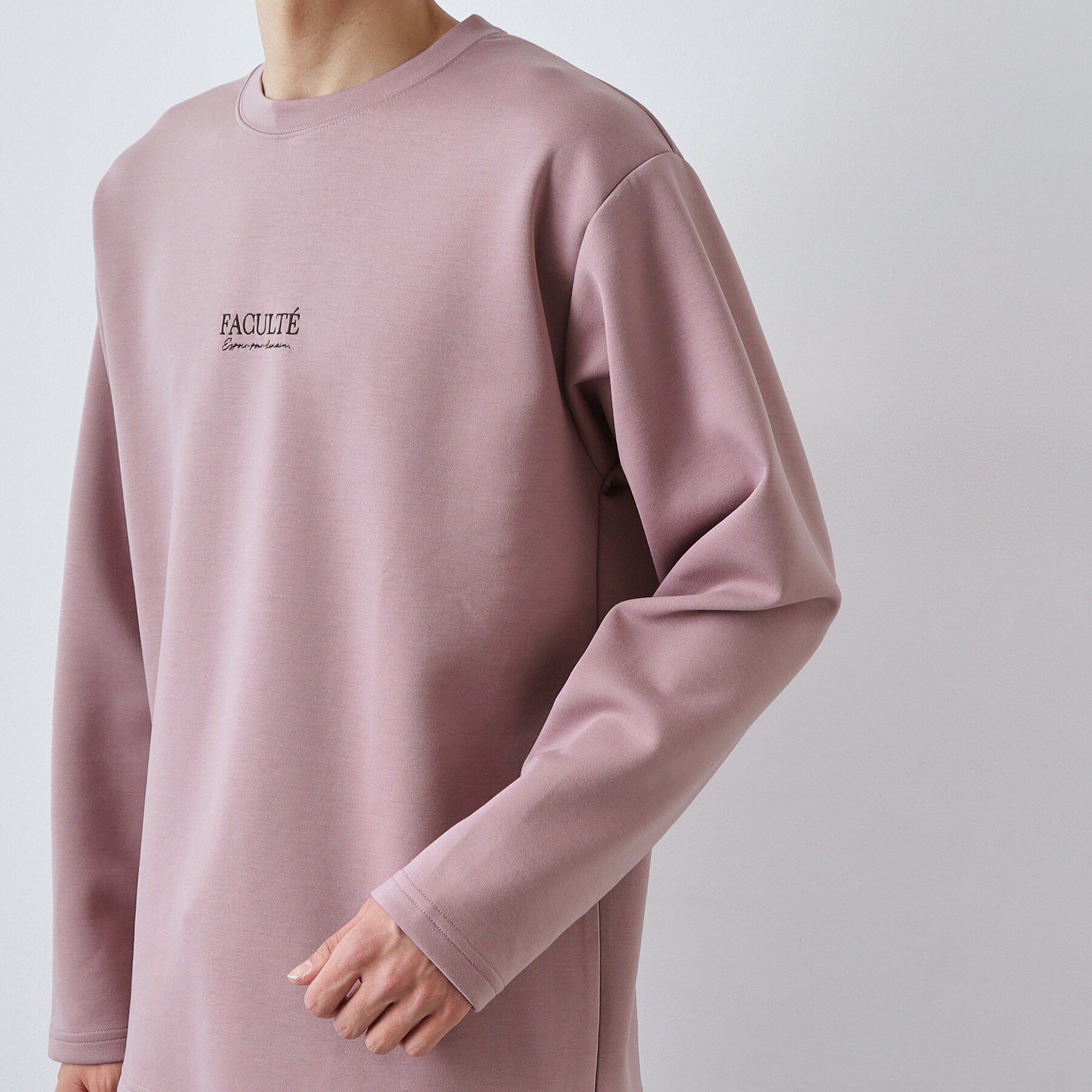 THE SHOP TK「【さりげないワンポイント】ダンボール刺繍スウェット 洗濯機OK」|Tシャツ・カットソー|