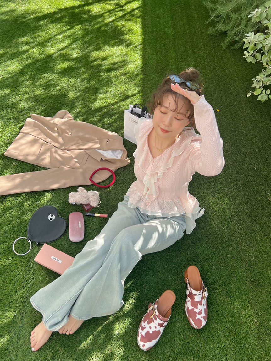 LILY BROWN「【限定カラー】ボリュームフリルニットトップス」|ニット・セーター|