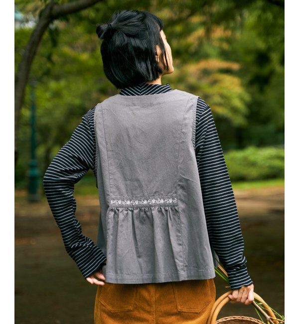 Lbc with Life「エクリュ パッカリング深Vベスト」|ダウンベスト・ベスト|