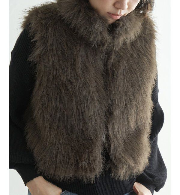 VENCE share style「フェイクファーショート丈ジレ」|その他|