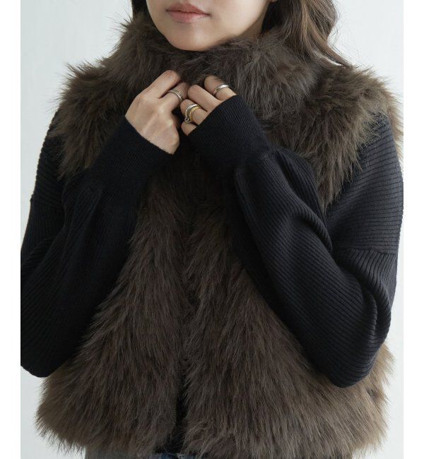 VENCE share style「フェイクファーショート丈ジレ」|その他|ブラウン