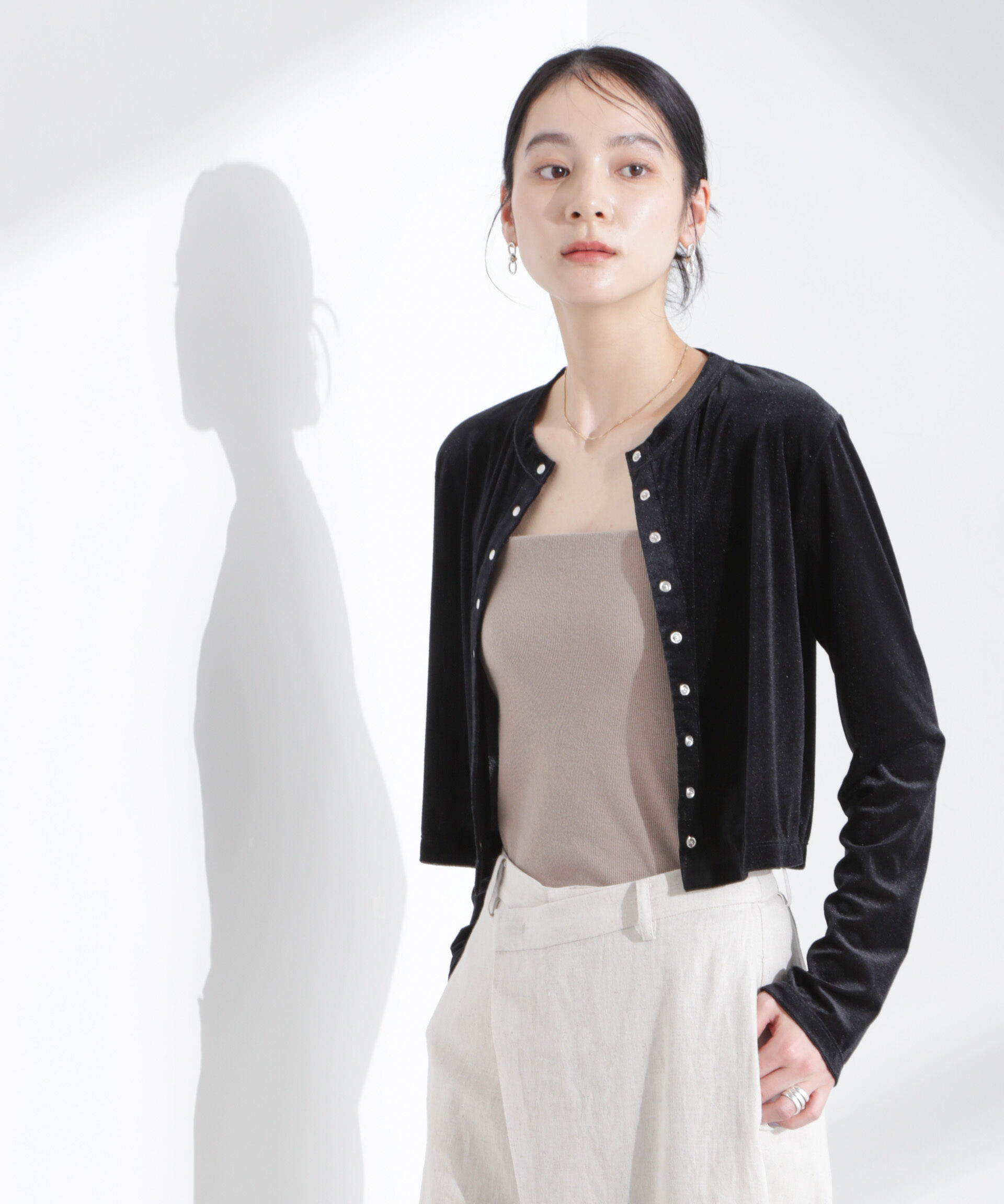 nano･universe「シアーベロアメニーボタンカーディガン」|Tシャツ・カットソー|ブラック