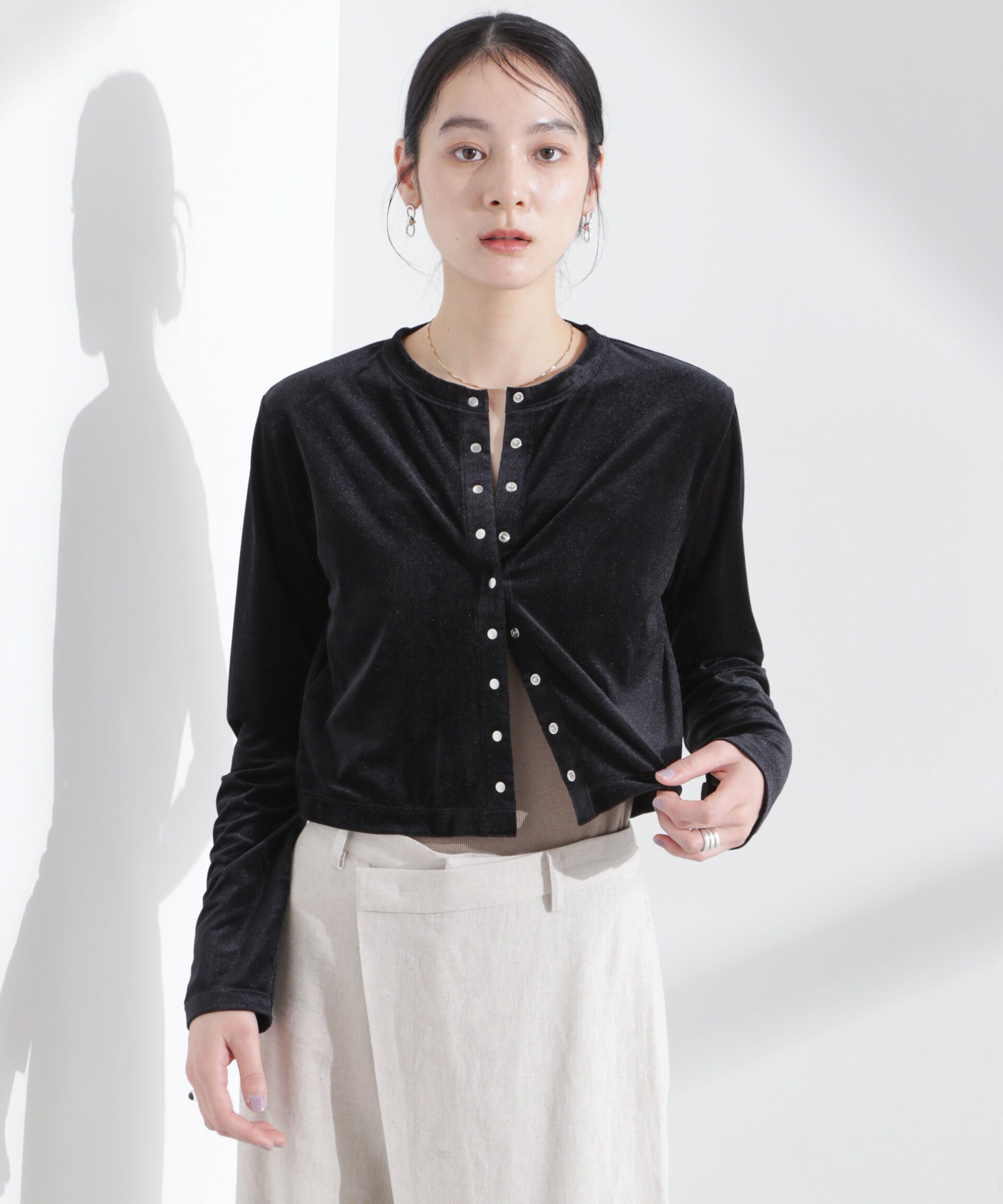 nano･universe「シアーベロアメニーボタンカーディガン」|Tシャツ・カットソー|