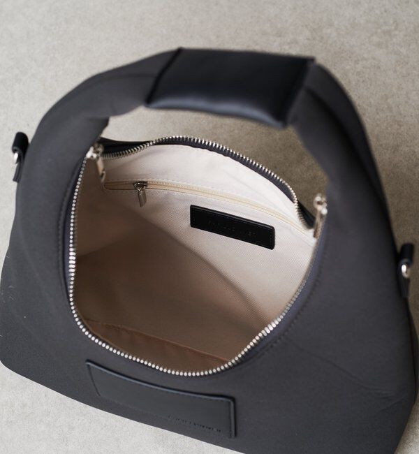  「【PAPILLONNER/パピヨネ】チャーム付きウェットワンショルダーバッグ」|トートバッグ|