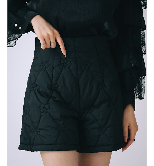 SELFIST「オリジナルロゴフラワー刺繍中綿ショートパンツ」|その他|