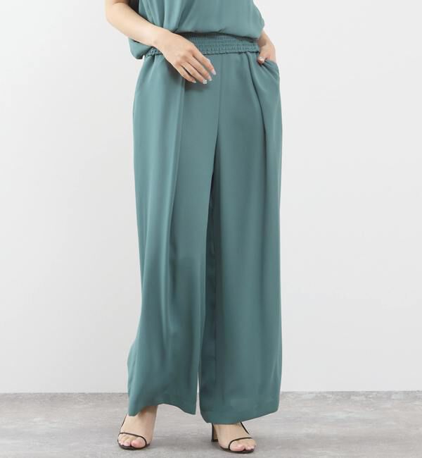 TIARA「センタープレスタックワイドパンツ（セットアップ可）」|その他|グリーン