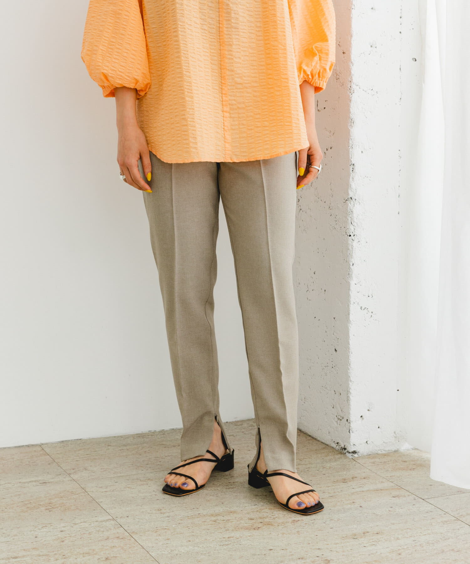 URBAN RESEARCH ROSSO「『UR TECH DRYLUXE』F by ROSSO　センタープレスストレートパンツ」|その他|