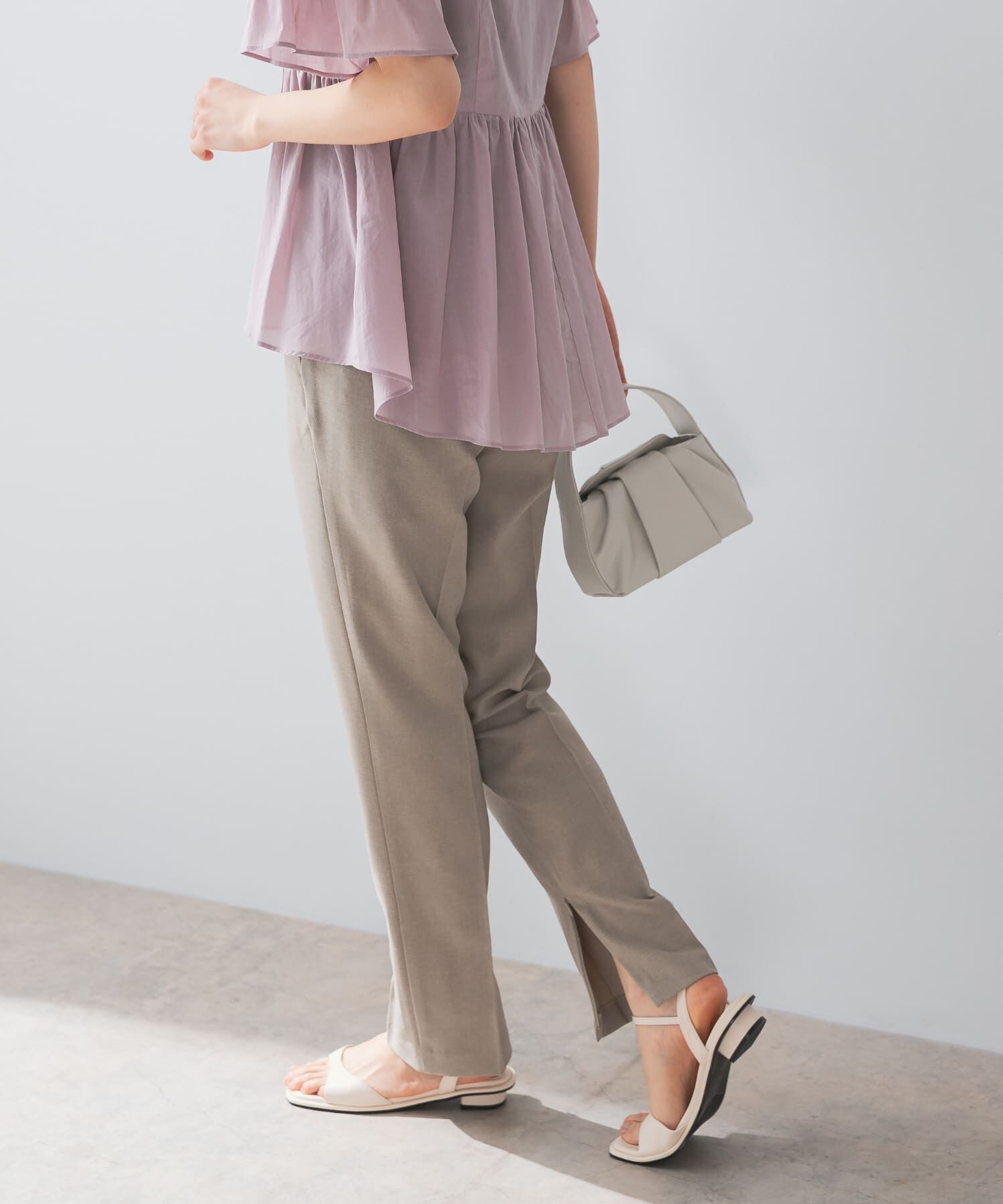 URBAN RESEARCH ROSSO「『UR TECH DRYLUXE』F by ROSSO　センタープレスストレートパンツ」|その他|