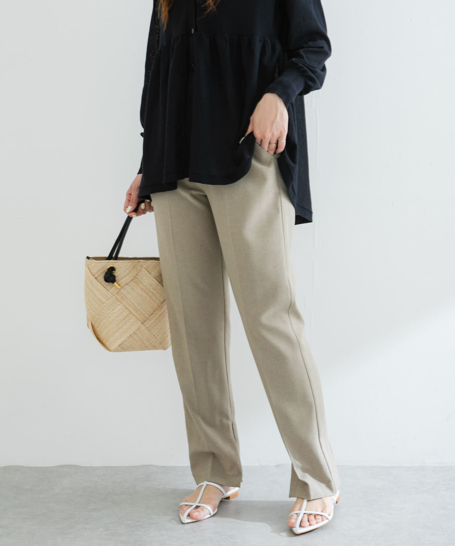 URBAN RESEARCH ROSSO「『UR TECH DRYLUXE』F by ROSSO　センタープレスストレートパンツ」|その他|