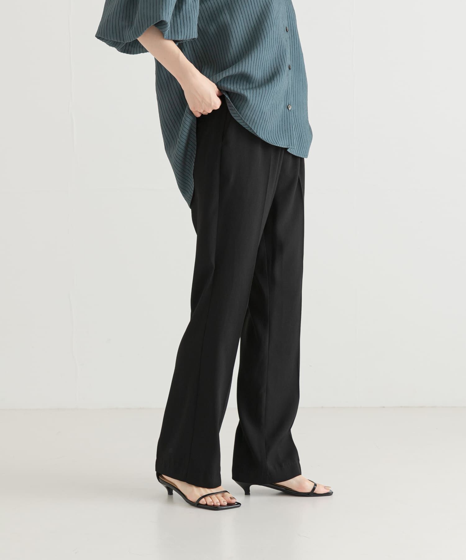 URBAN RESEARCH「バックサテンスリムイージーパンツ」|その他|