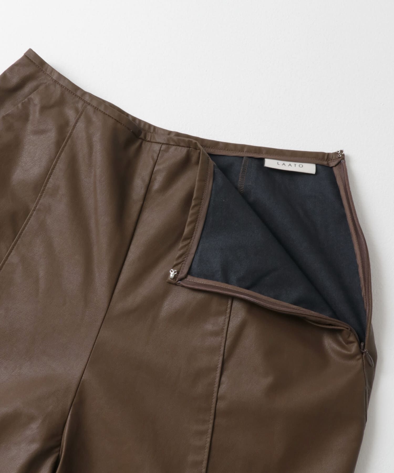 LAATO「eco leather short pants」|その他|