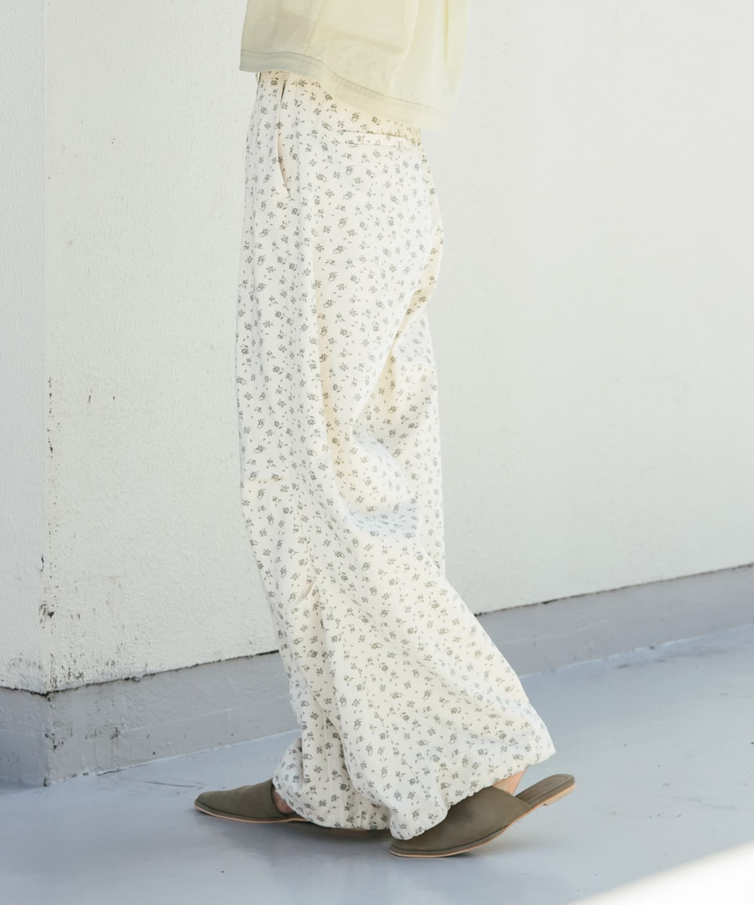  「フラワープリントドロストパンツ」|その他|