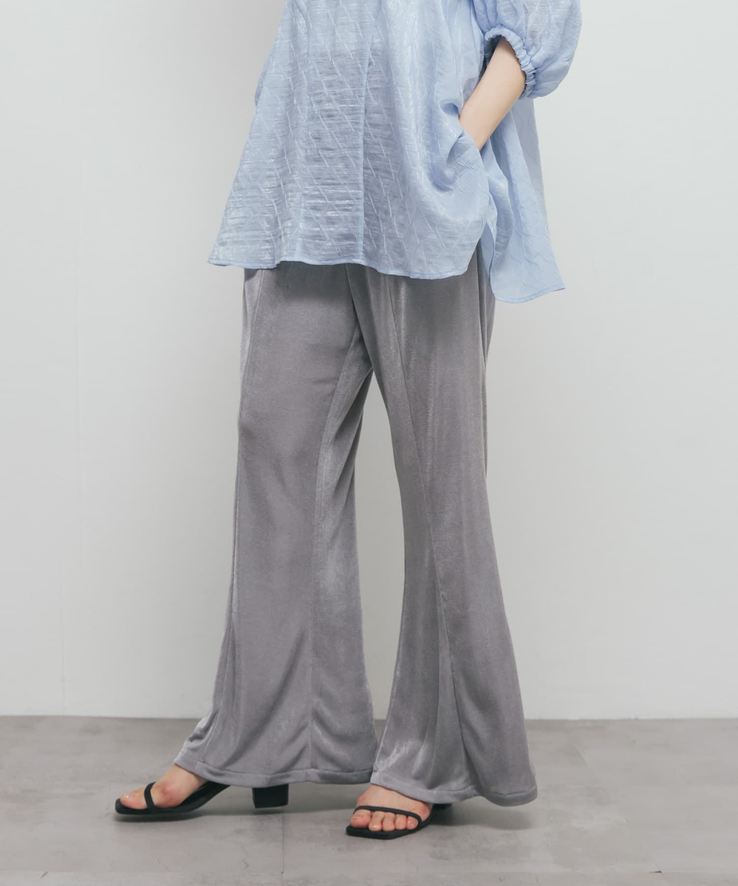  「シャイニーイージーフレアパンツ」|その他|