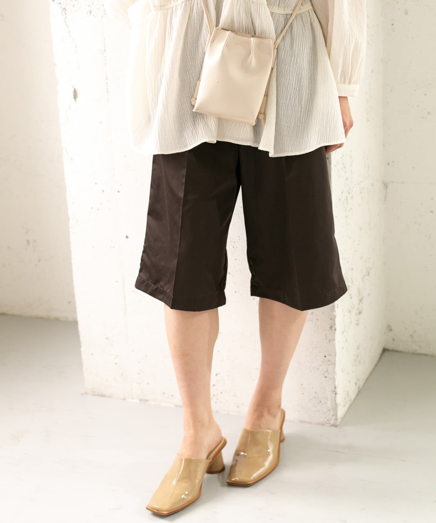  「シャイニーミディパンツ」|その他|