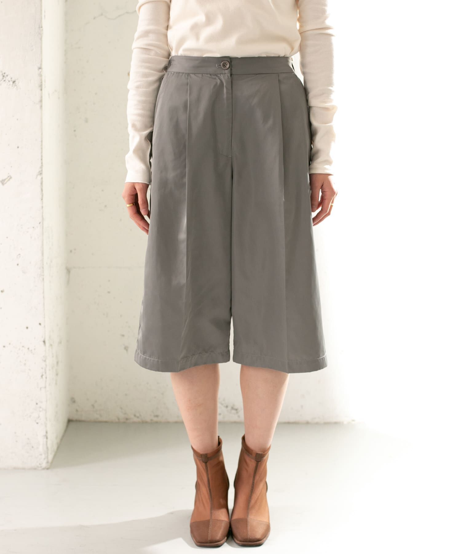  「シャイニーミディパンツ」|その他|