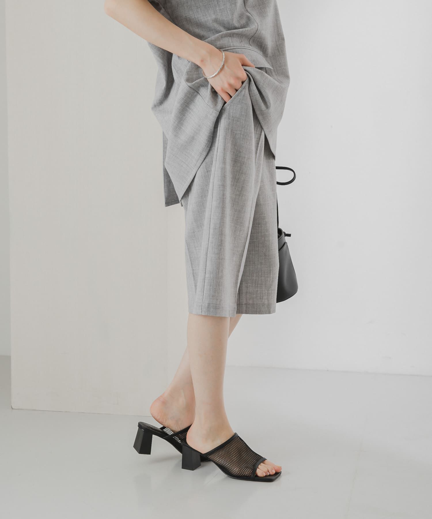  「ストレートハーフパンツ」|その他|ライトグレー
