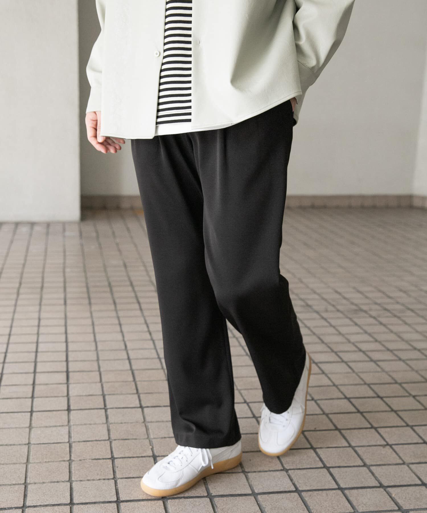 SENSE OF PLACE by URBAN RESEARCH「ストレッチテーパードスラックス」|その他|ブラック