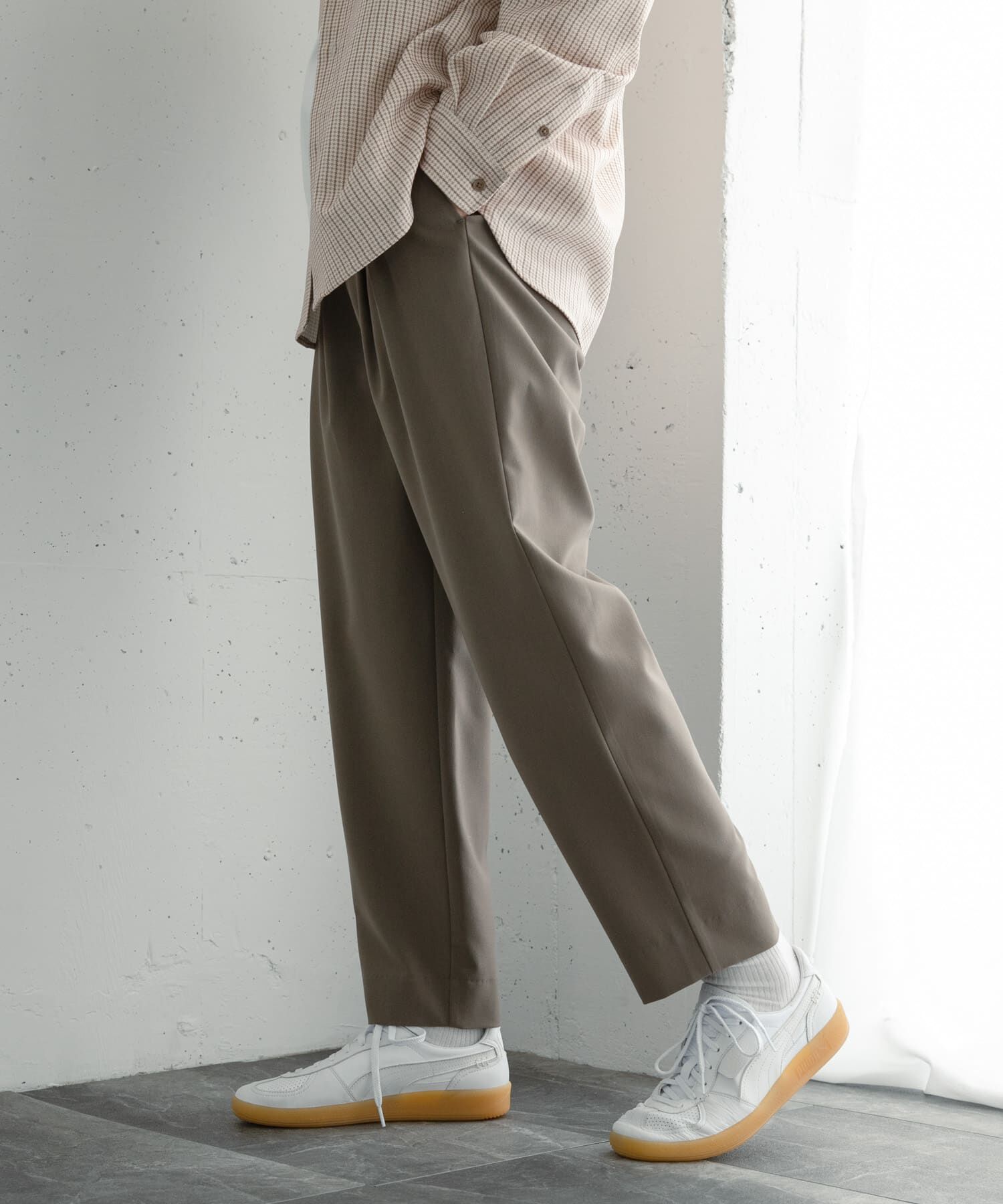 SENSE OF PLACE by URBAN RESEARCH「『イージーケア』ダブルタックテーパードパンツ」|その他|