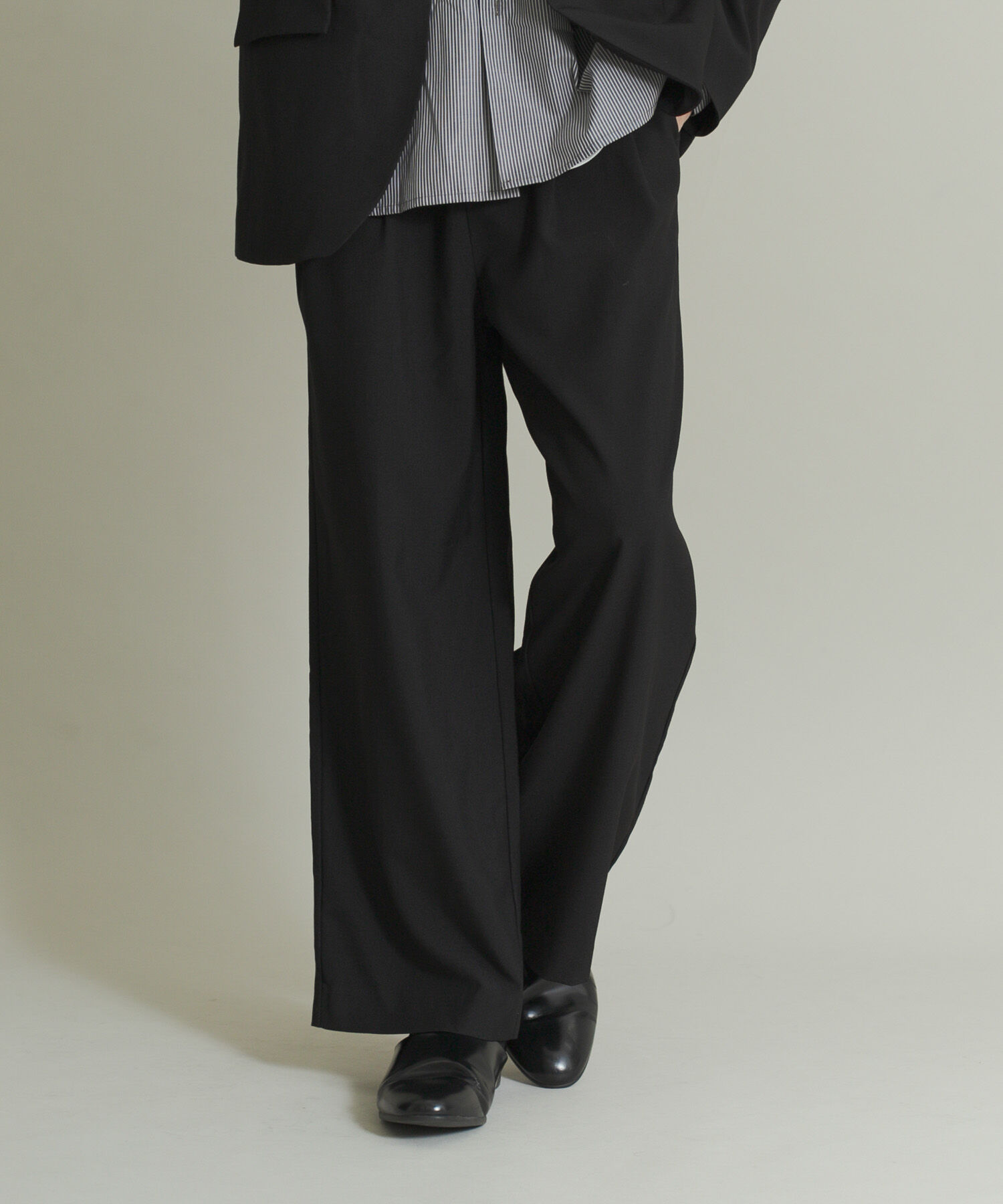 SENSE OF PLACE by URBAN RESEARCH「コンフォートストレートスラックス」|その他|ブラック