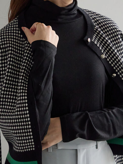 Te chichi「吸湿発熱タートルネックカットソー《2025winter catalog item》」|Tシャツ・カットソー|ブラック