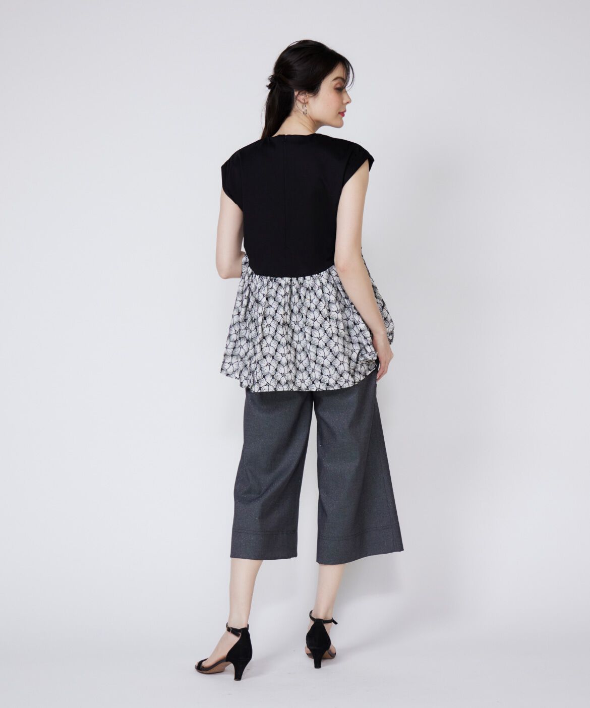 Maglie le cassetto「《大きいサイズ》刺繍レースドッキングカットソー」|Tシャツ・カットソー|