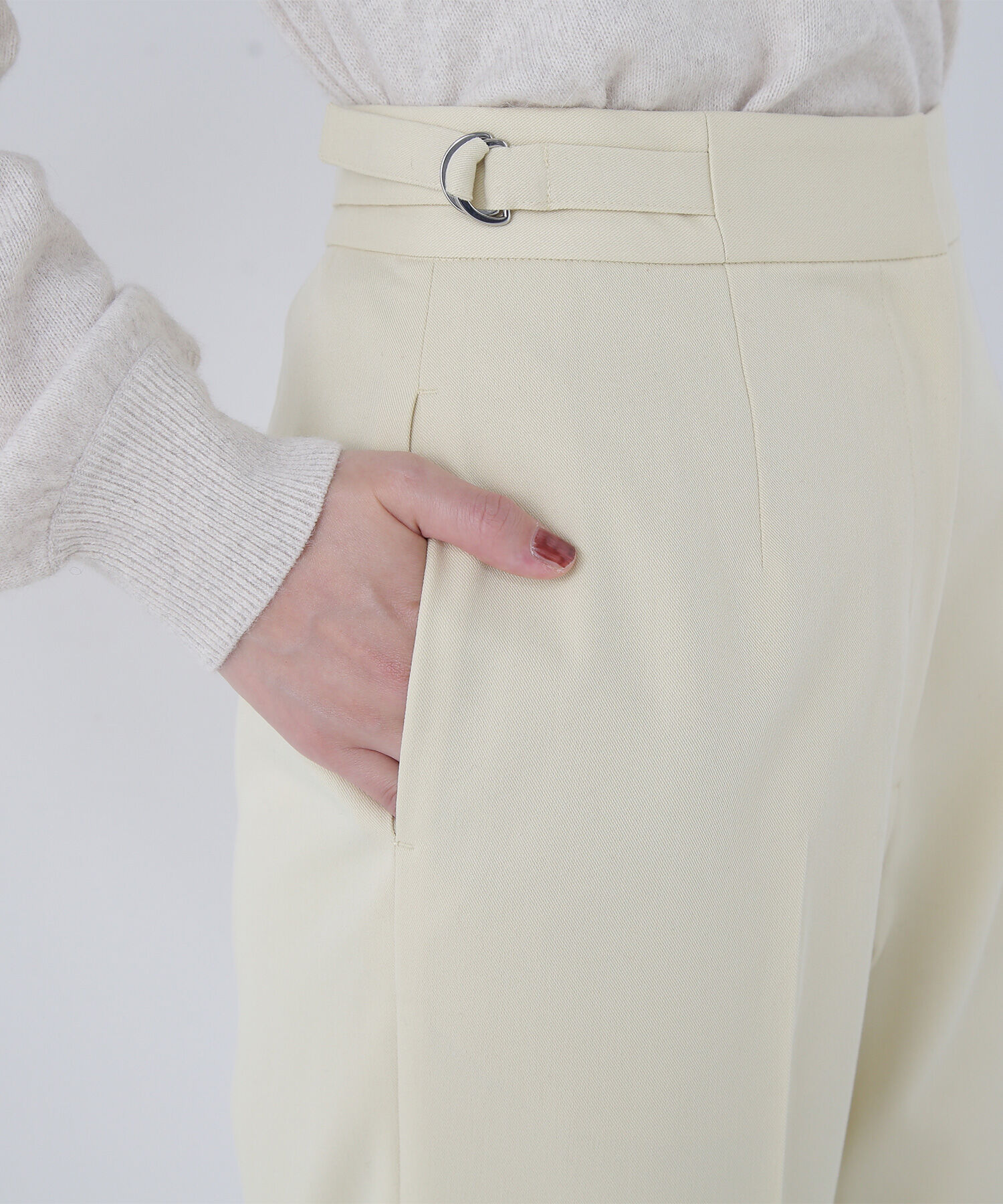  「サイドバックルテーパードパンツ」|その他|