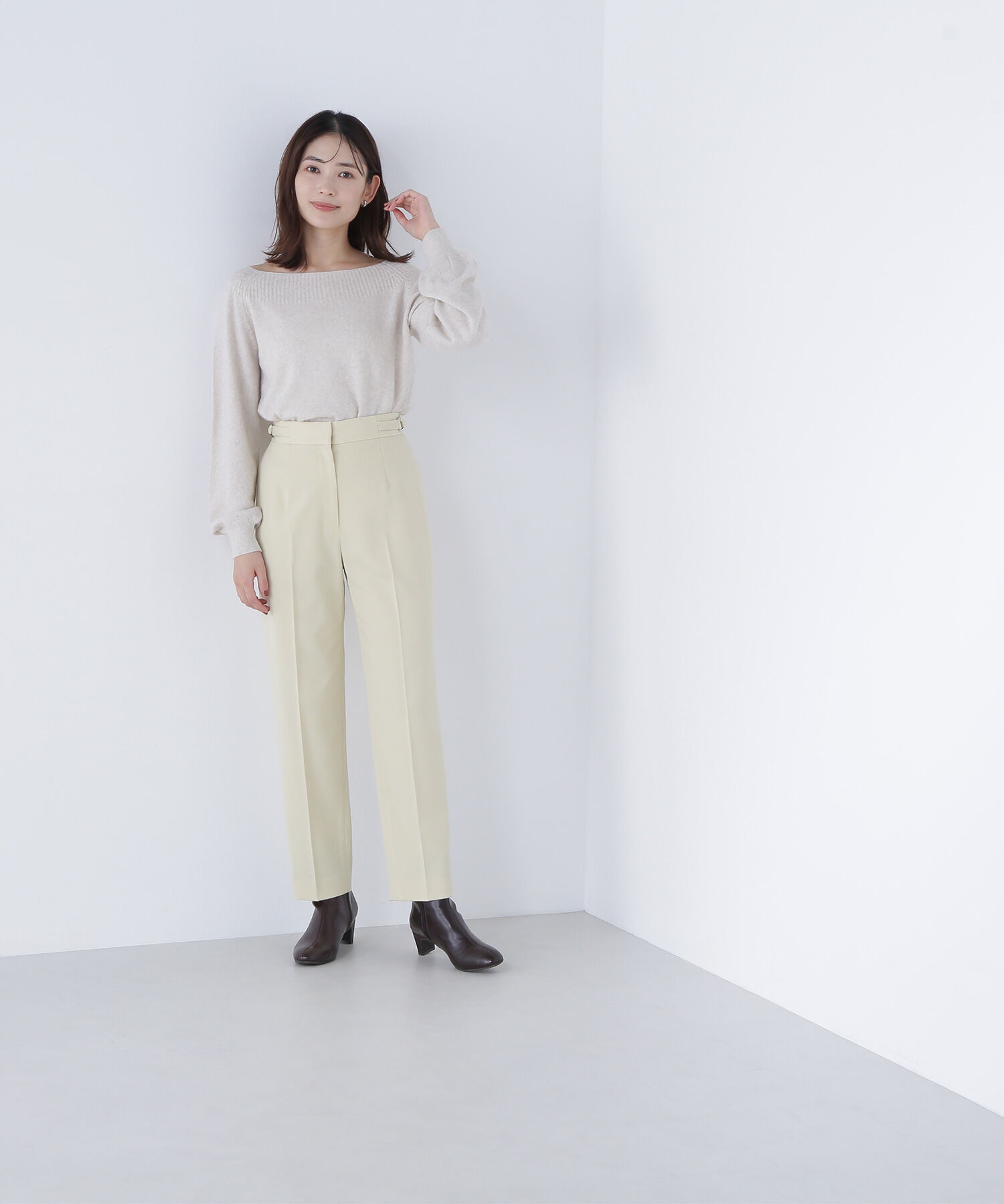  「サイドバックルテーパードパンツ」|その他|