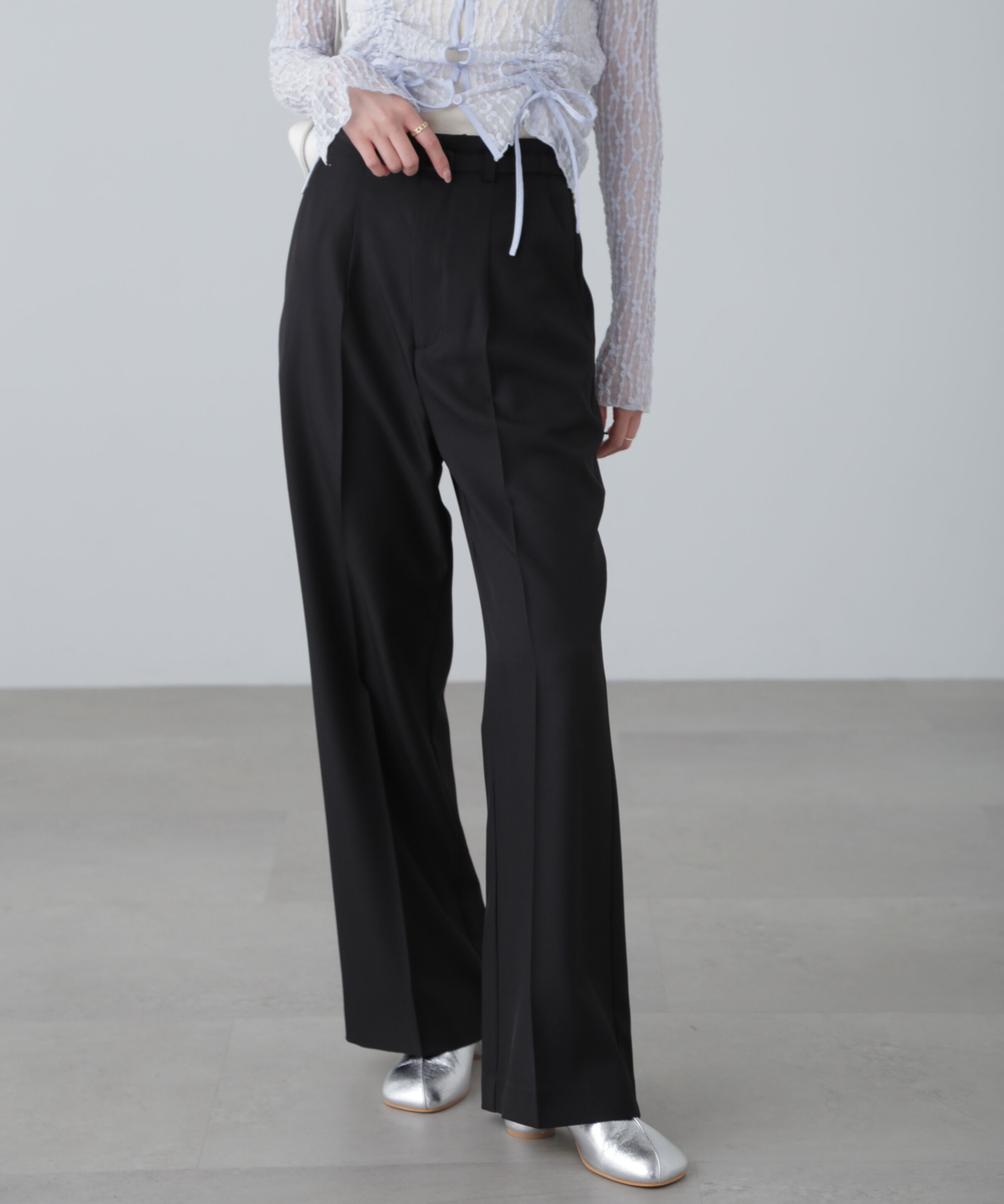  「ハイウエスト細ベルトストレートパンツ」|その他|ブラック