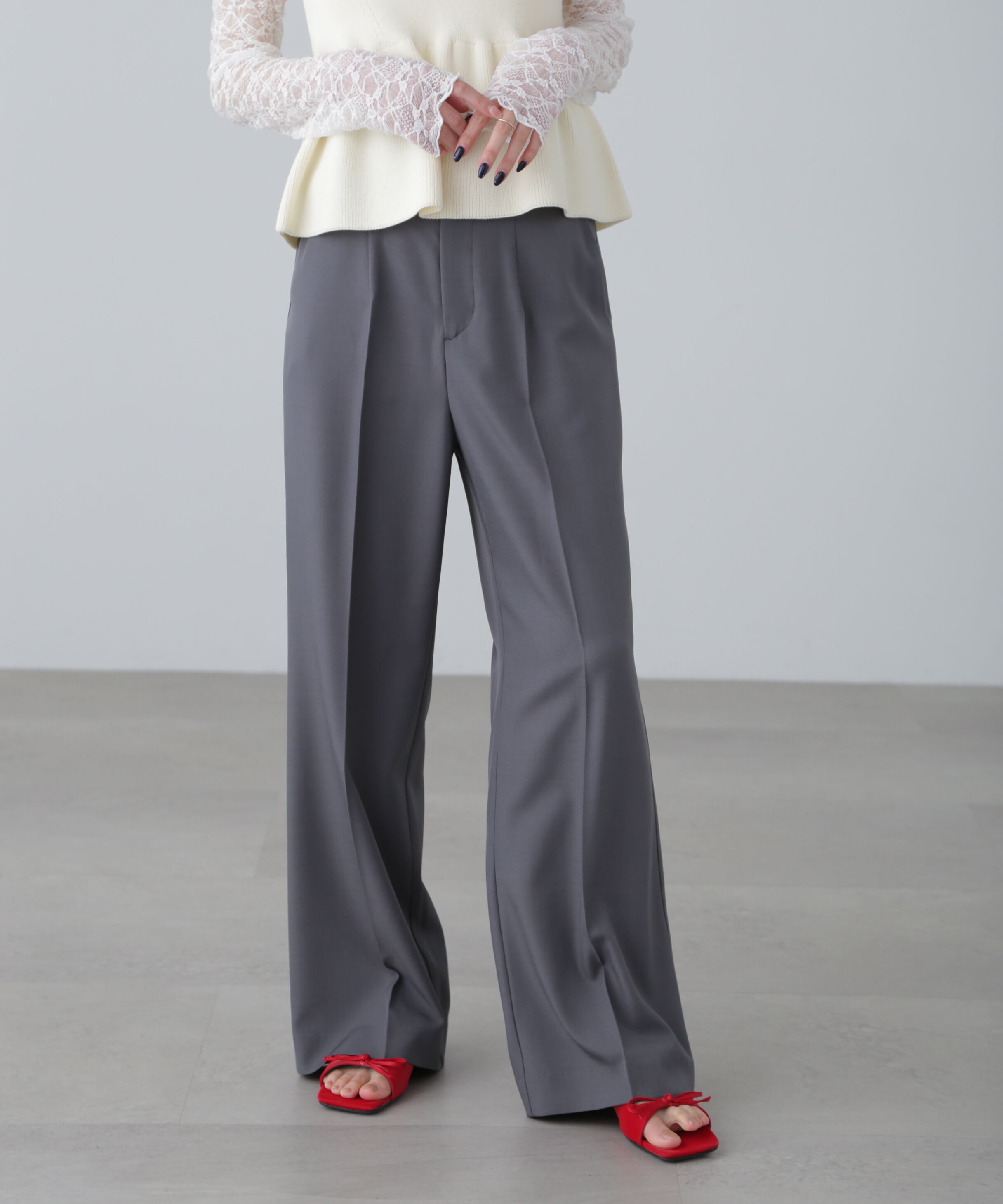  「ハイウエスト細ベルトストレートパンツ」|その他|グレー