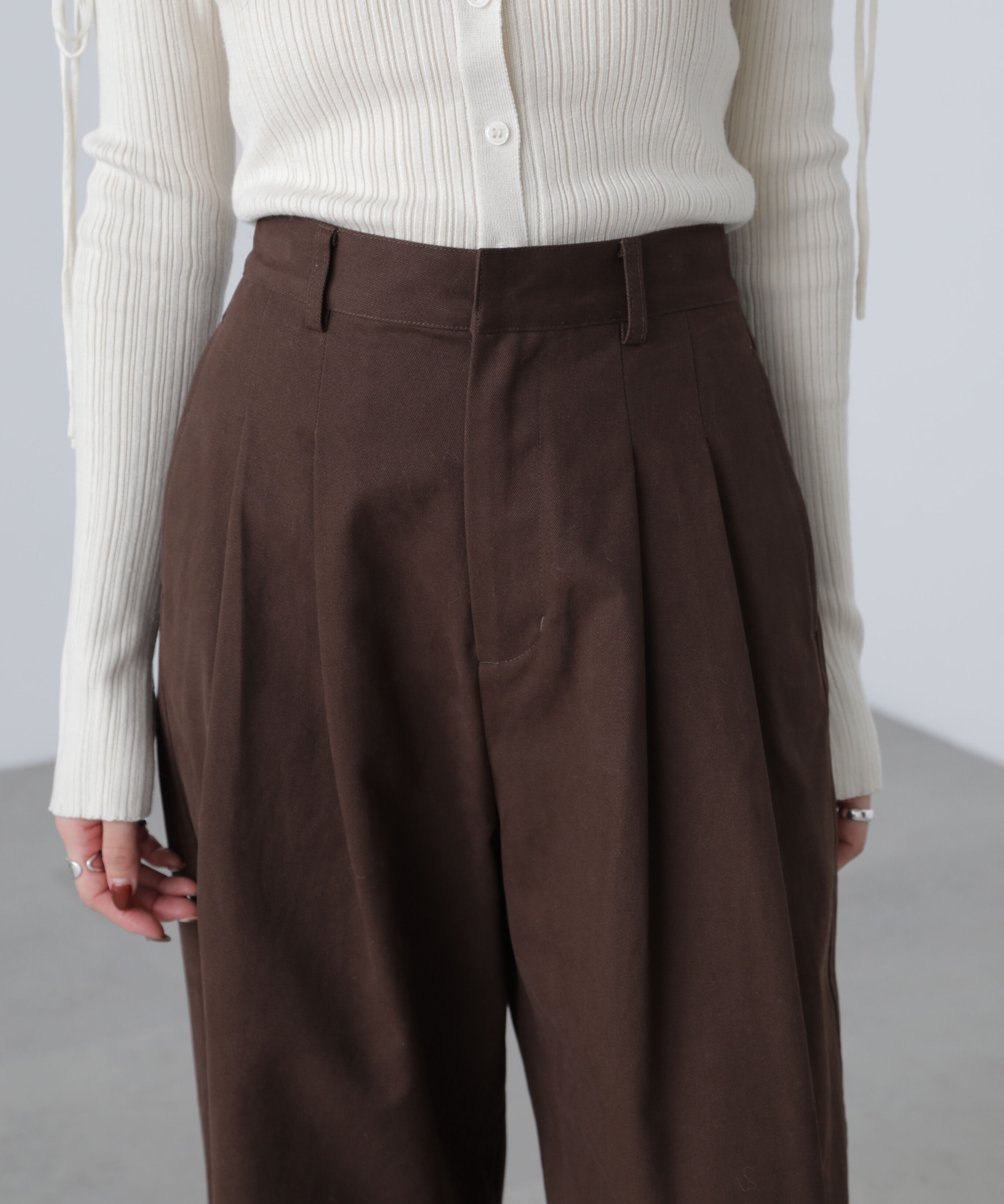  「微起毛ツータックボリュームパンツ」|その他|