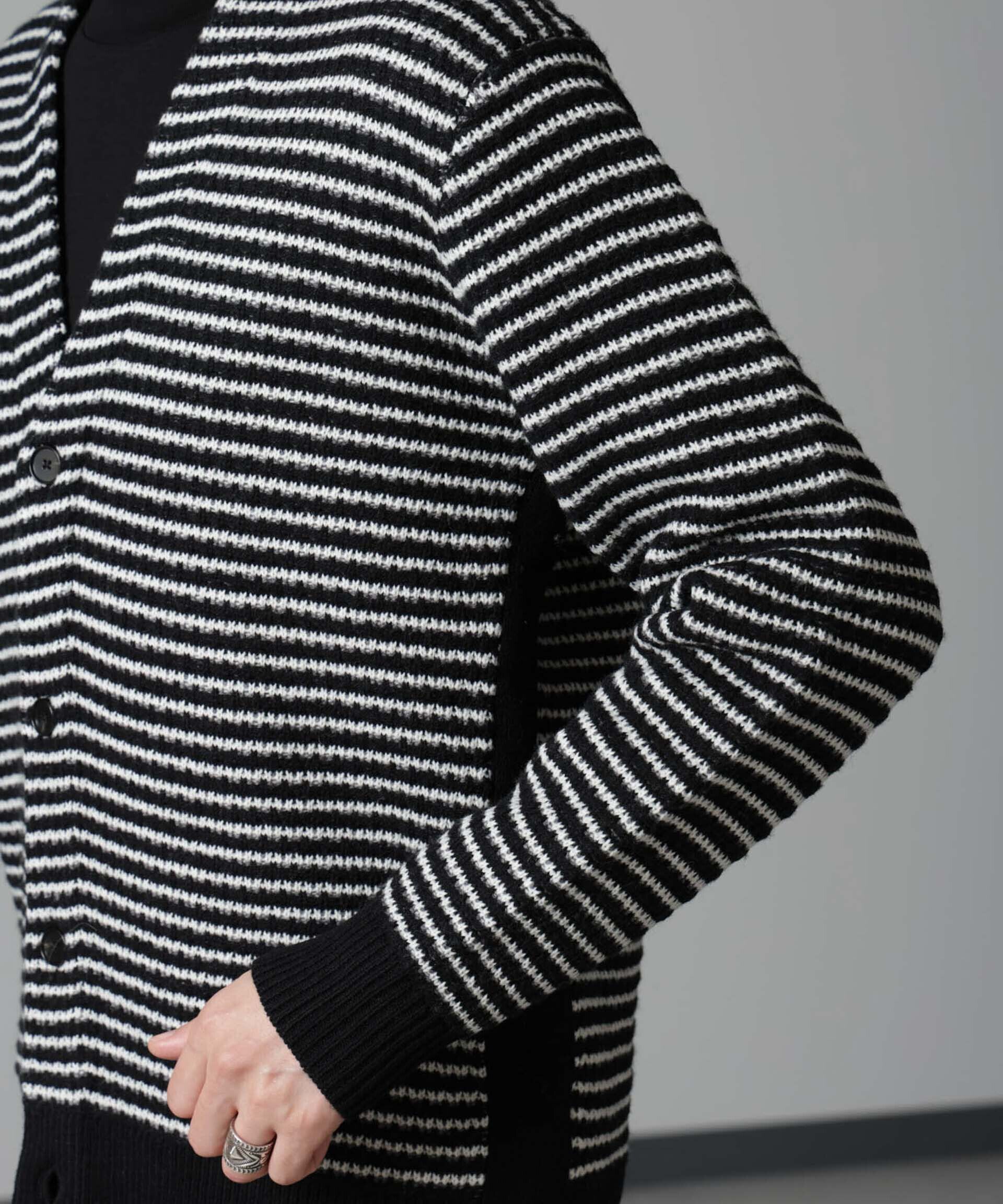 nano･universe「幾何学柄ニットカーディガン」|ニット・セーター|