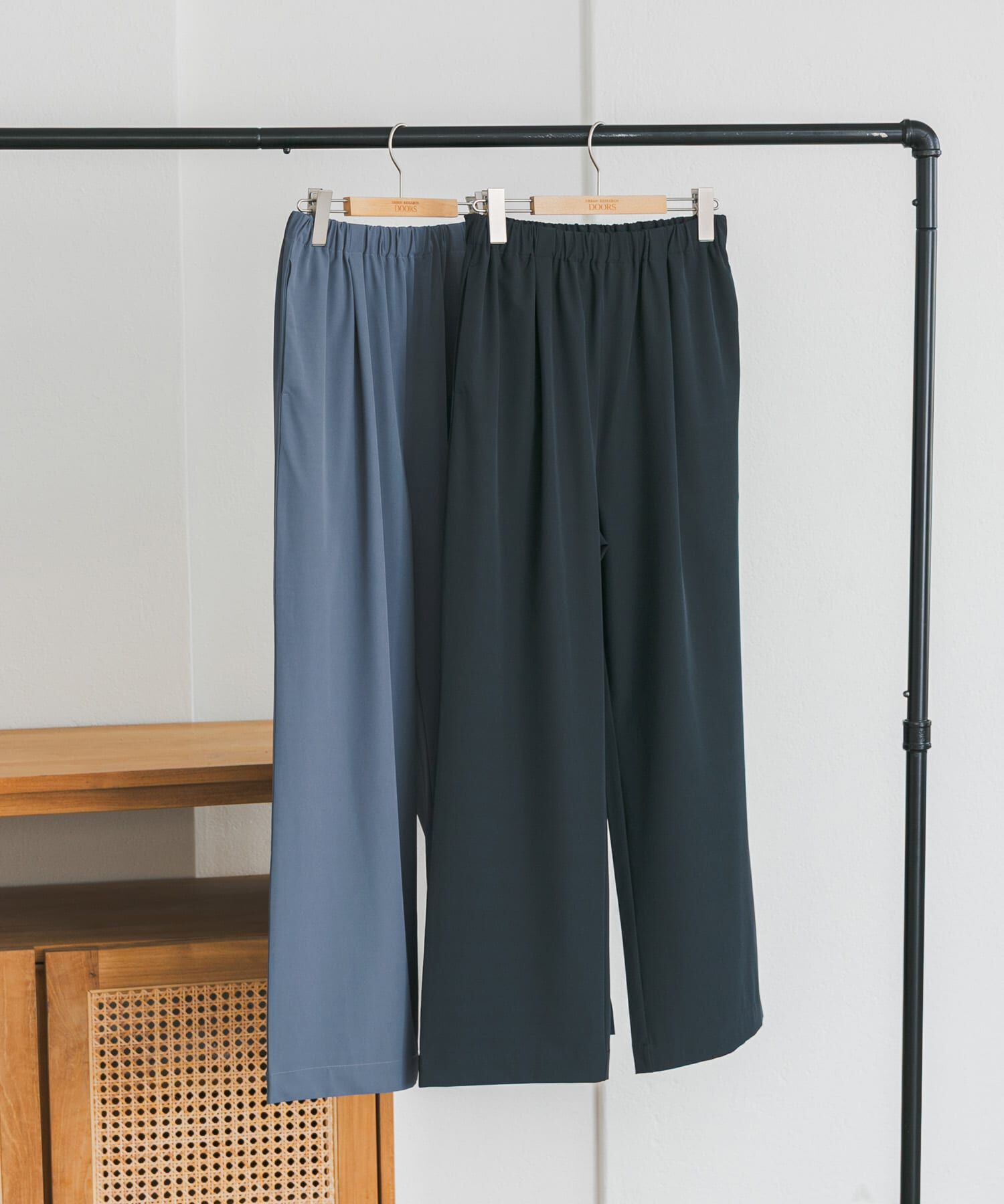 URBAN RESEARCH DOORS「『仁村紗和さん着用』『UR TECH』サマシェアストレートイージーパンツ」|その他|