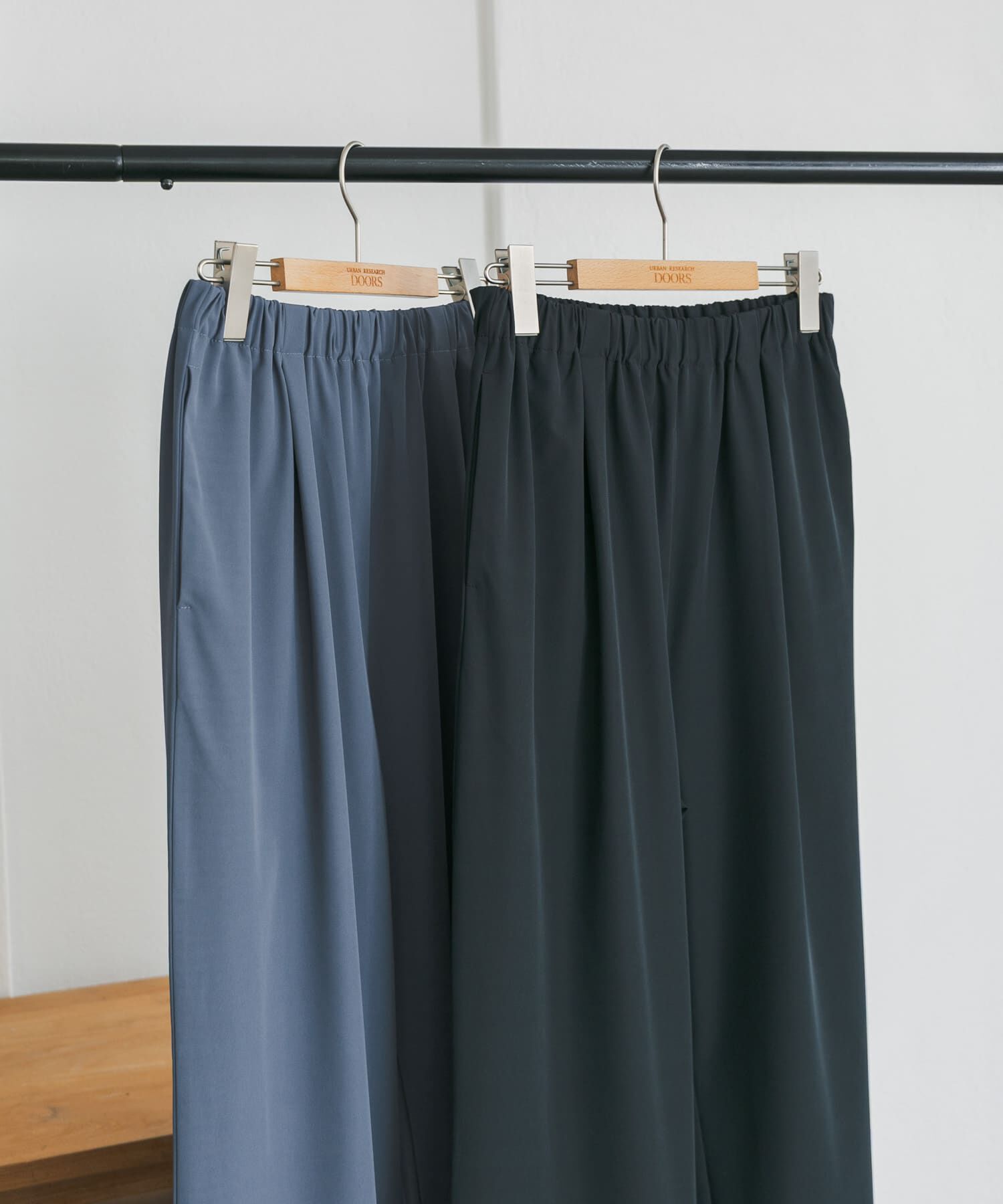 URBAN RESEARCH DOORS「『仁村紗和さん着用』『UR TECH』サマシェアストレートイージーパンツ」|その他|