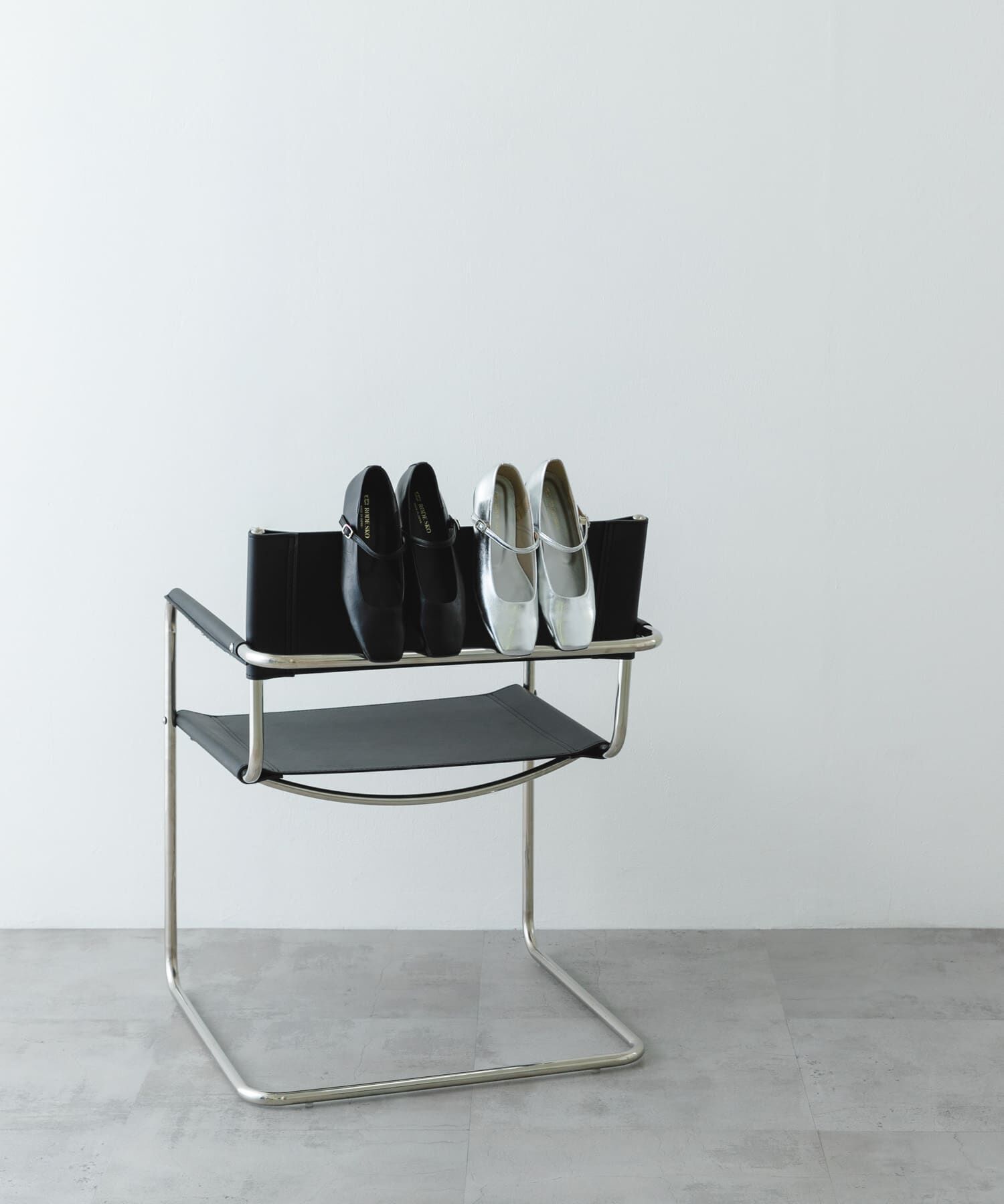 RODE SKO「『MADE IN JAPAN』スクエアトゥメリージェーンシューズ」|パンプス|