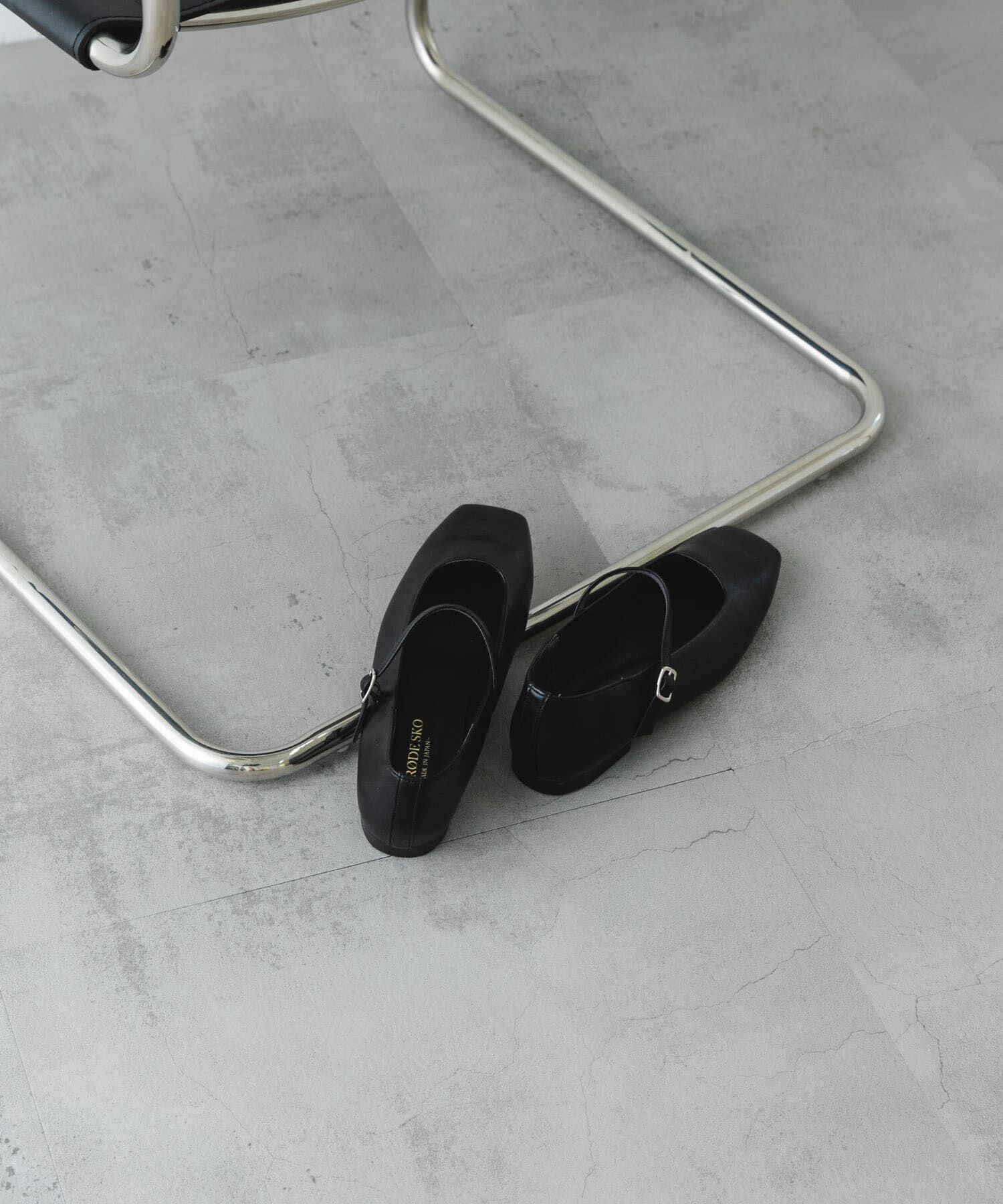 RODE SKO「『MADE IN JAPAN』スクエアトゥメリージェーンシューズ」|パンプス|