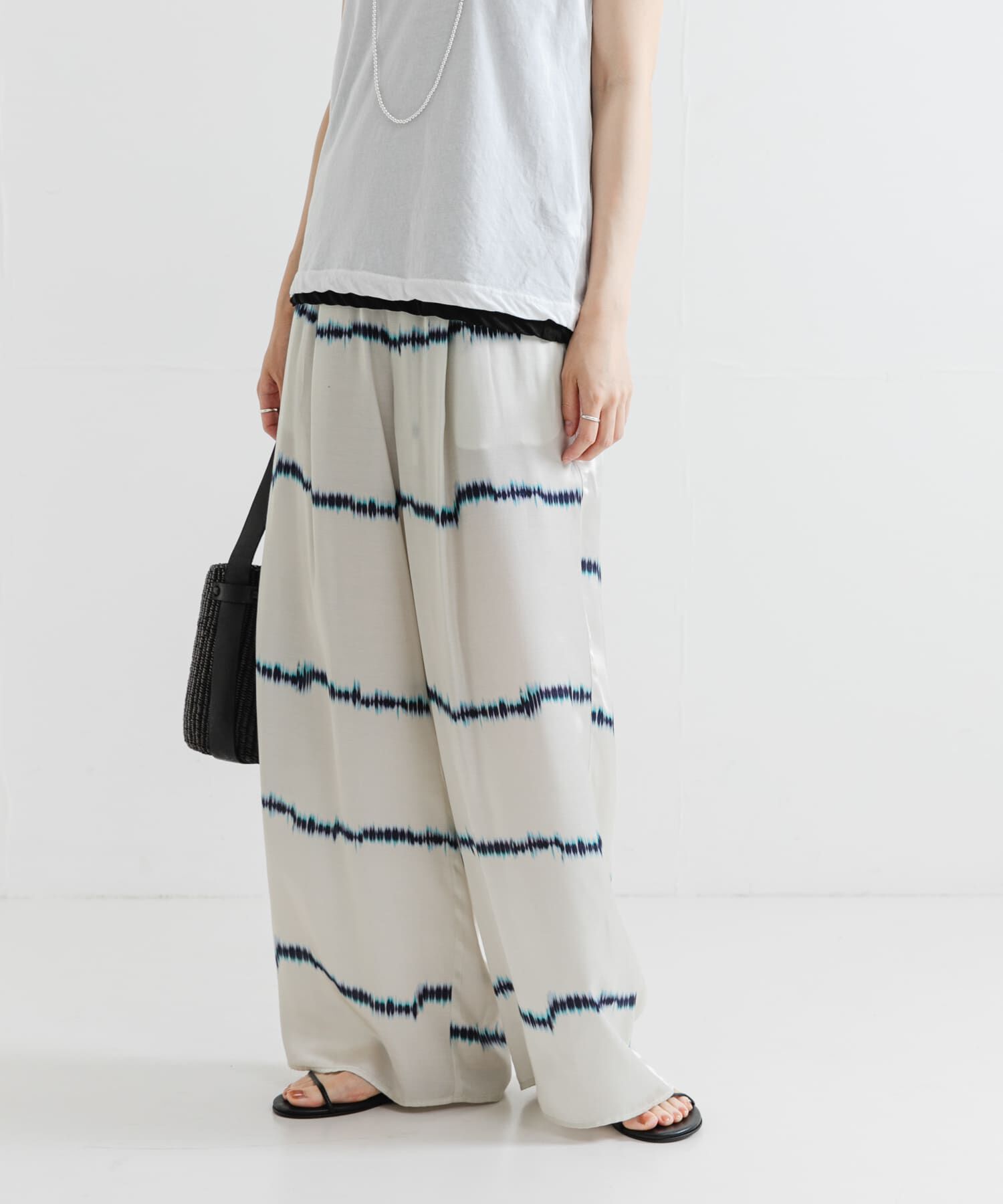 URBAN RESEARCH「『2サイズ展開』シルクミックスボーダープリントパンツ」|その他|