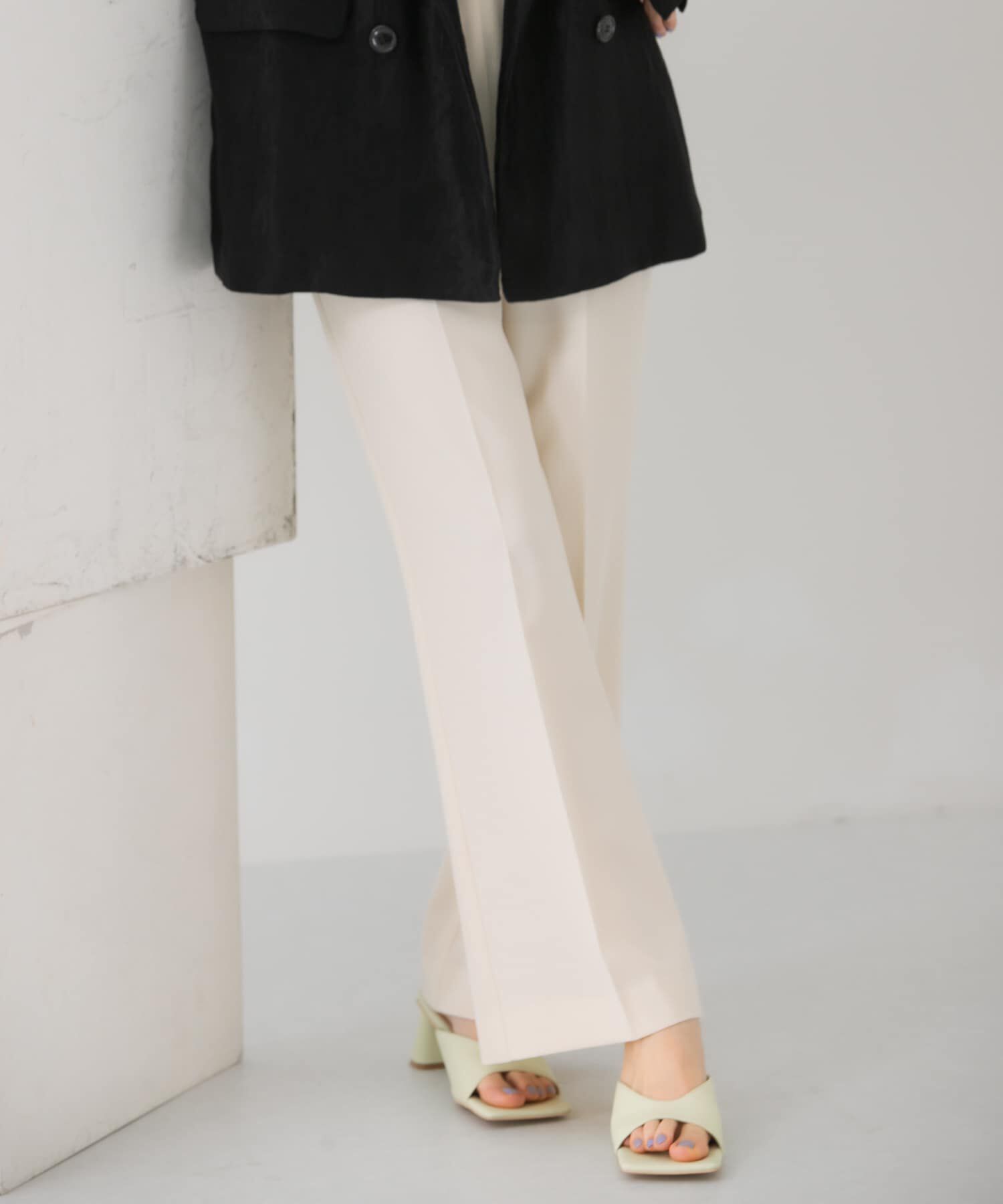  「スリムフレアイージーパンツ」|その他|