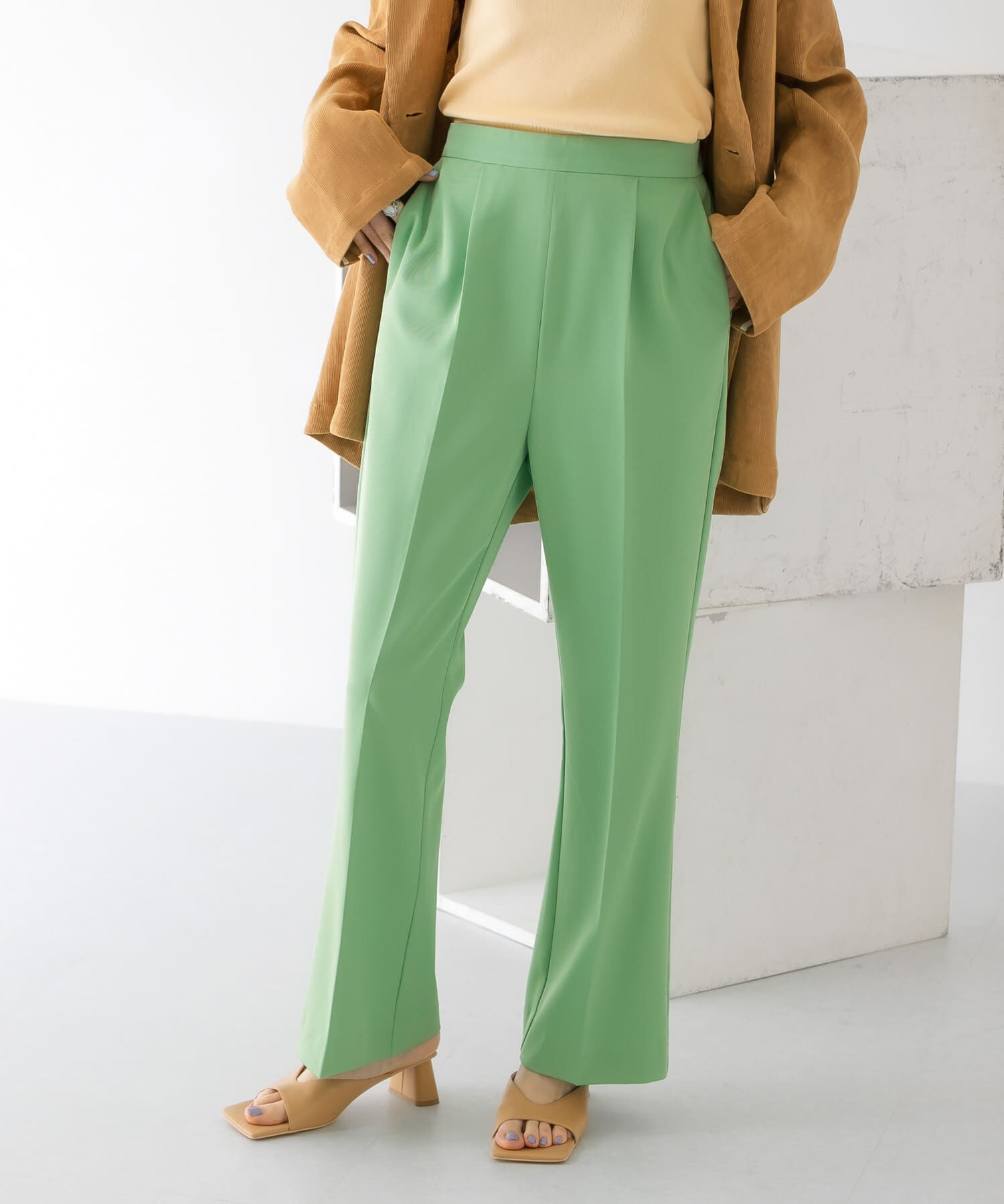  「スリムフレアイージーパンツ」|その他|