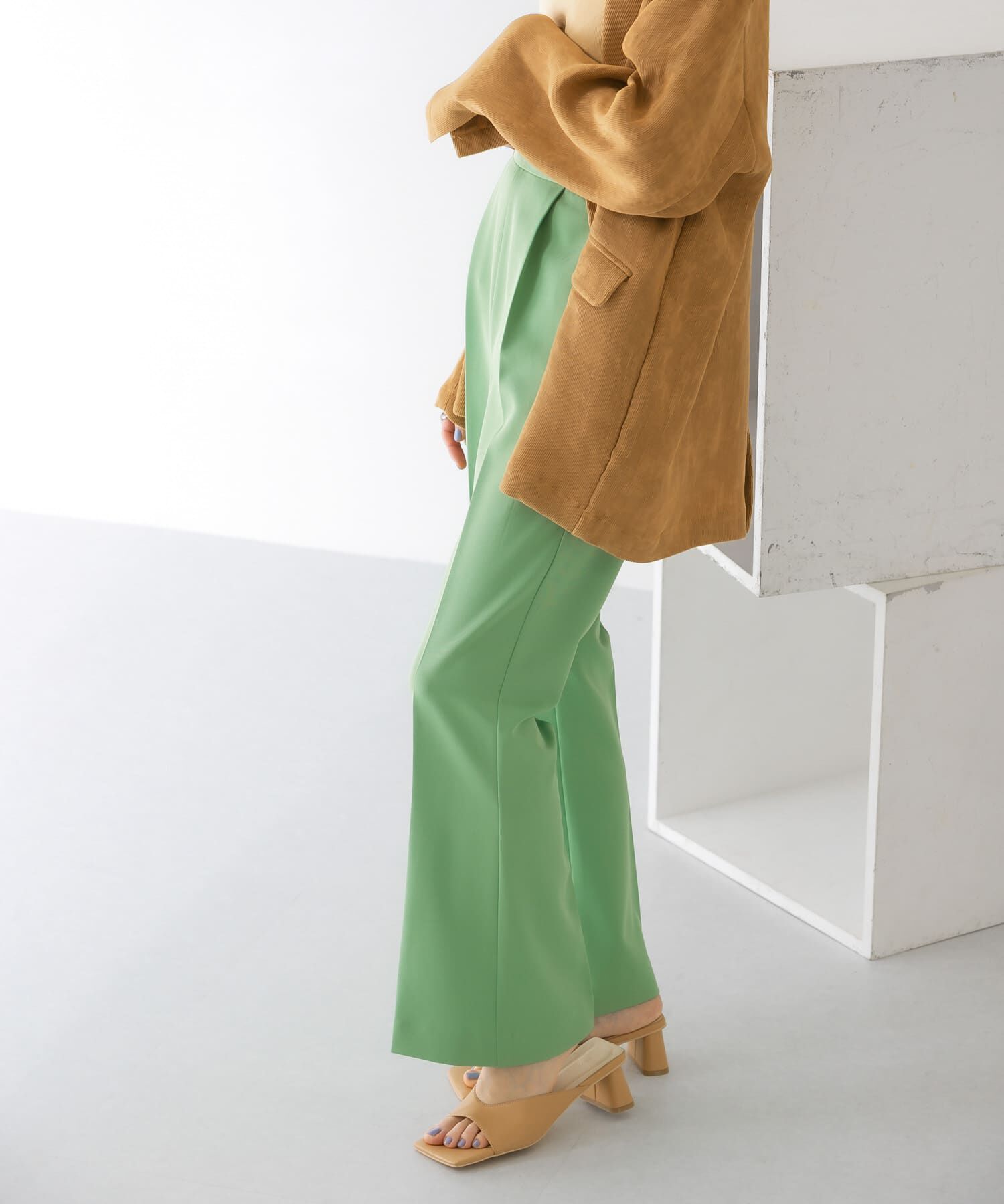  「スリムフレアイージーパンツ」|その他|