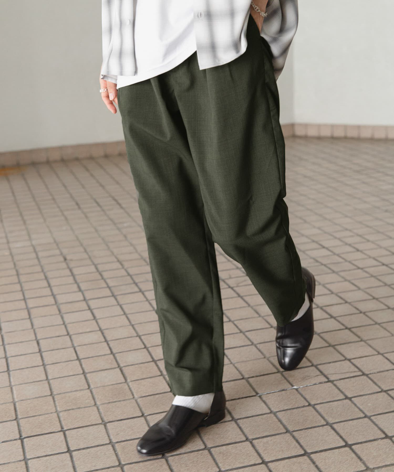 SENSE OF PLACE by URBAN RESEARCH「『速乾』クイックドライタックテーパードパンツ」|その他|