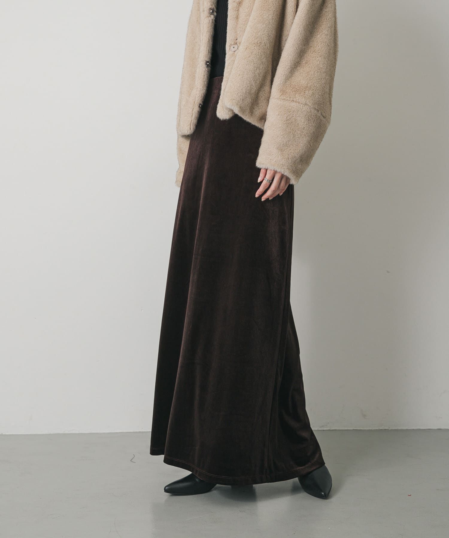 SENSE OF PLACE by URBAN RESEARCH「『TALLサイズ/WEB限定』ベロアナロースカート」|スカート|
