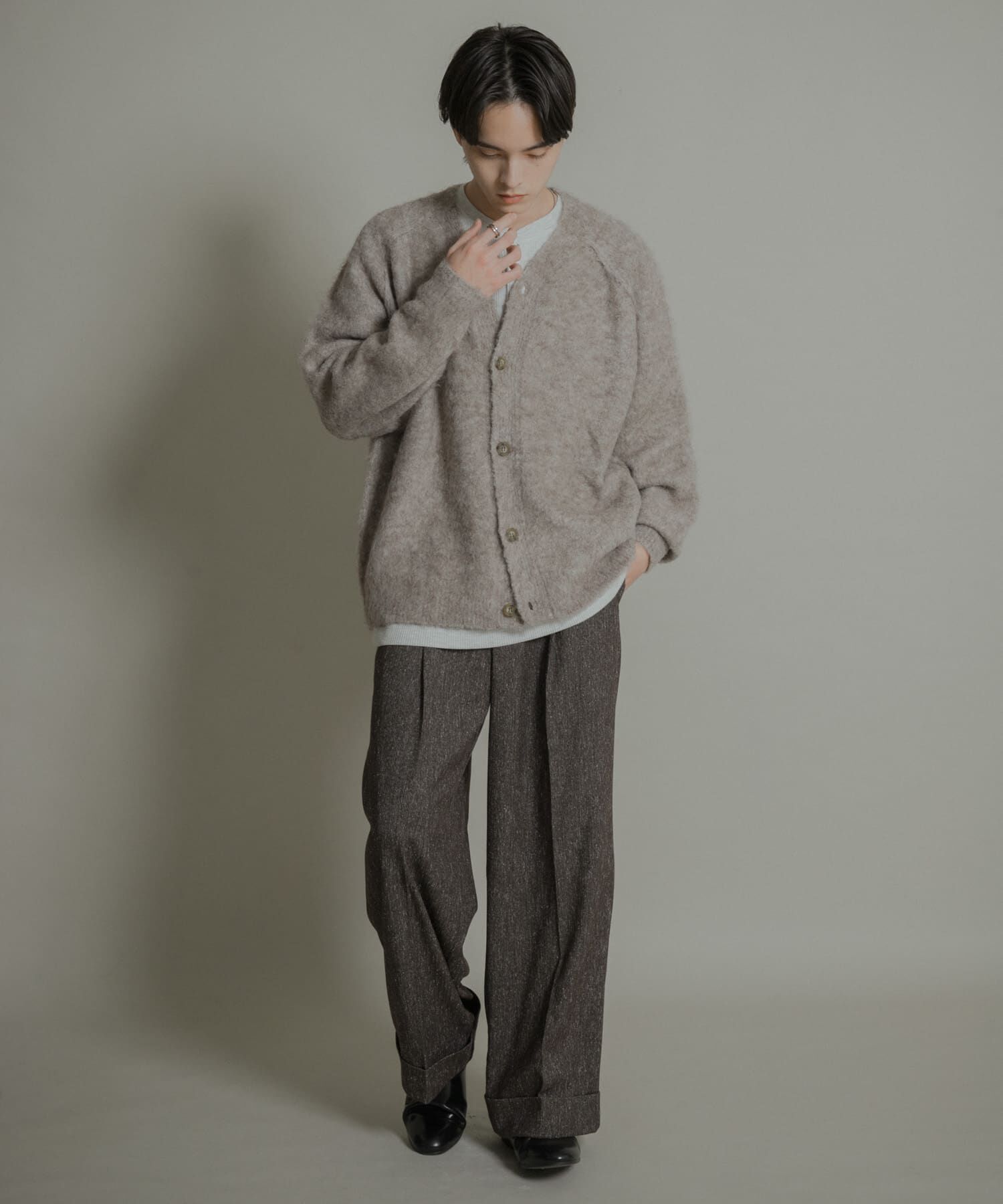 SENSE OF PLACE by URBAN RESEARCH「ブークレVネックカーディガン」|カーディガン|