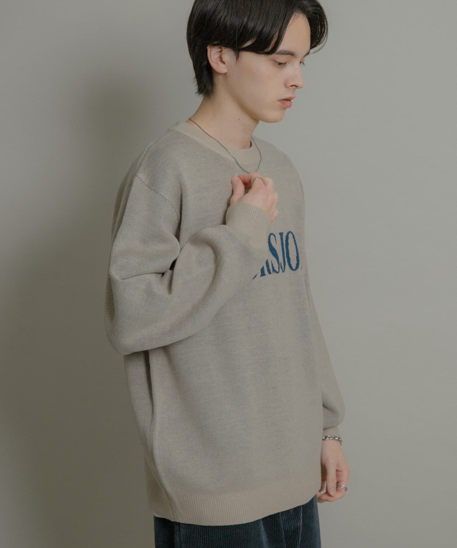 SENSE OF PLACE by URBAN RESEARCH「ロゴグラフィッククルーネックニット」|ニット・セーター|